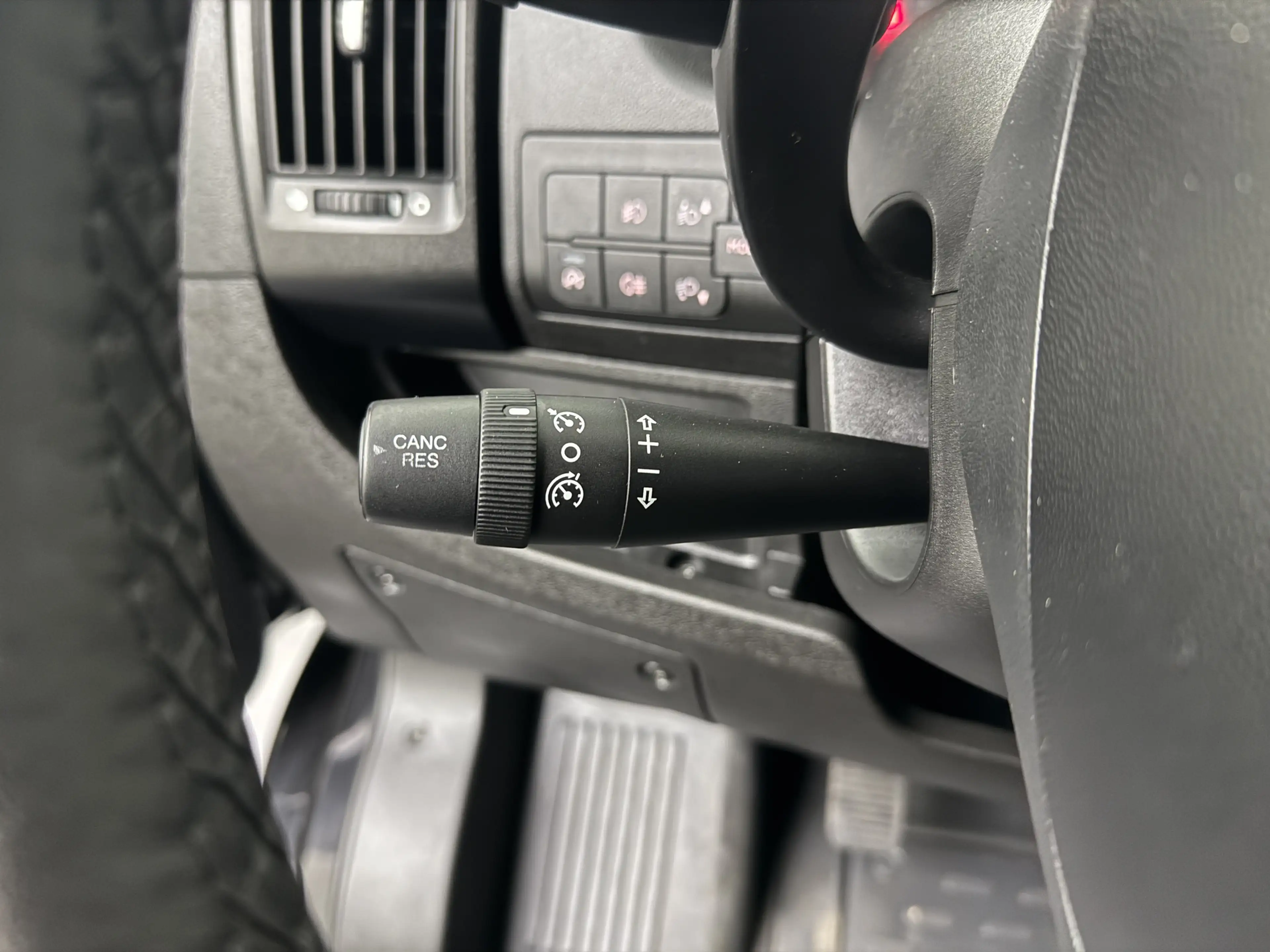 Peugeot Boxer 2.2 BlueHDI 140PK L2H2 | Multimedia | Airco | Crui — photo 15