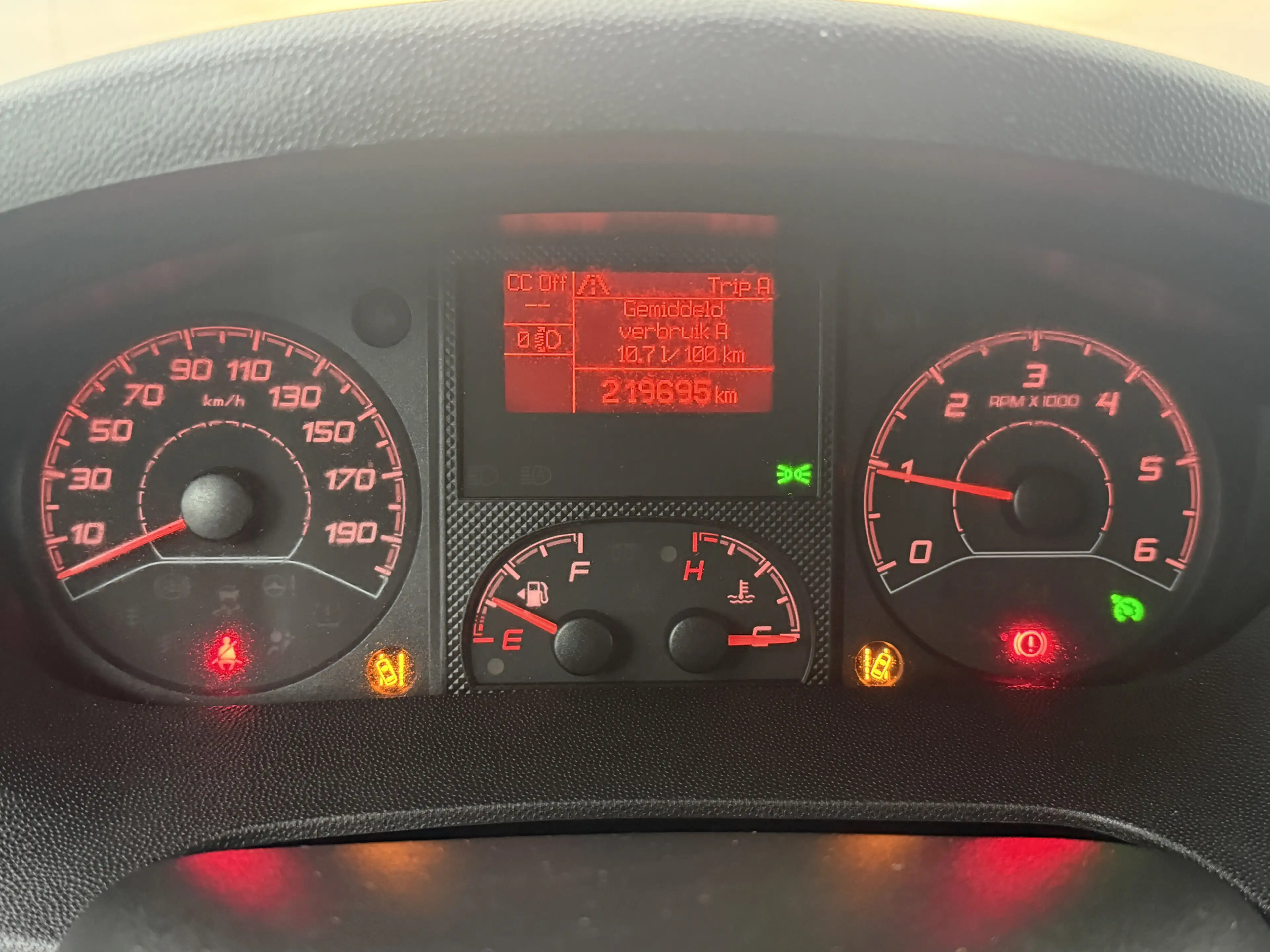Peugeot Boxer 2.2 BlueHDI 140PK L2H2 | Multimedia | Airco | Crui — photo 9