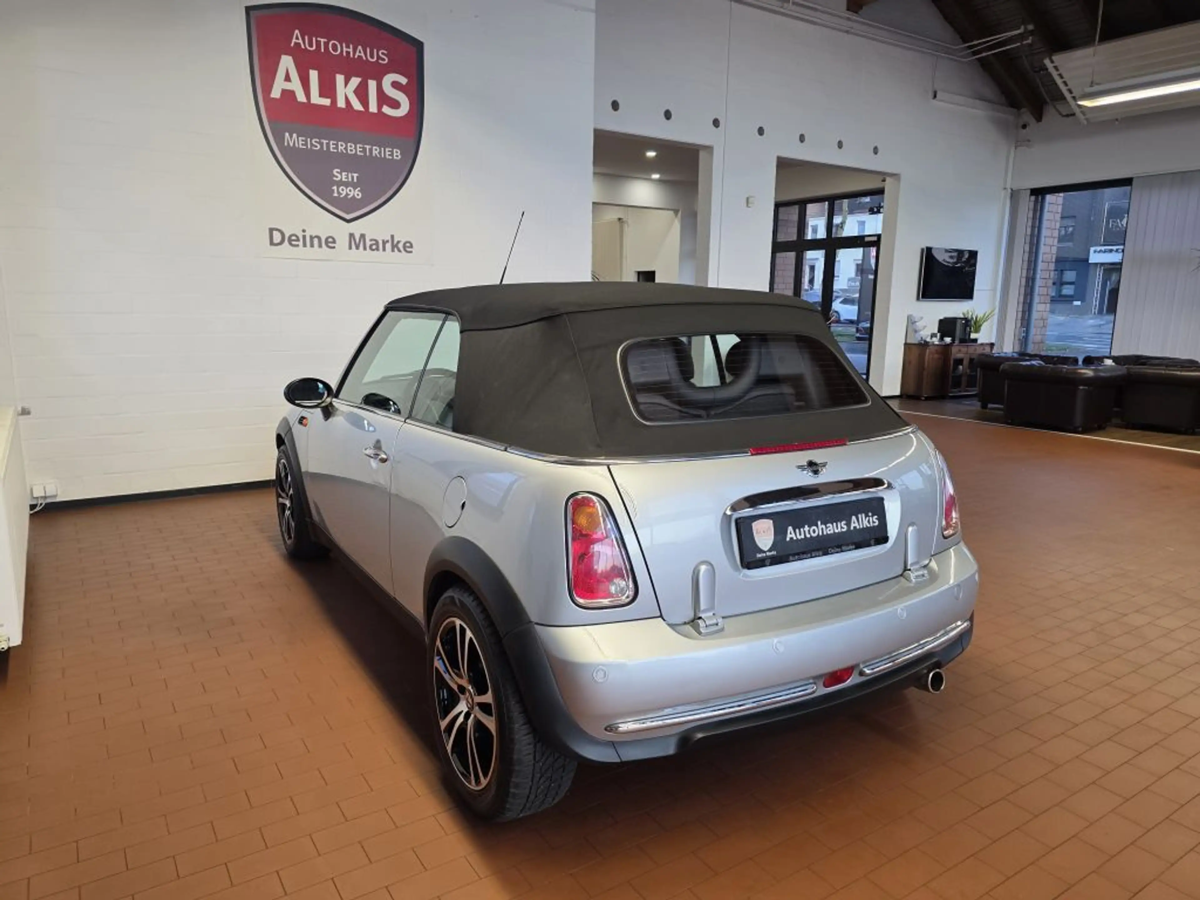 MINI One Cabrio Mini One Cabrio Voll Leder PDC+SHZ+Sportsitze+CD — photo 7