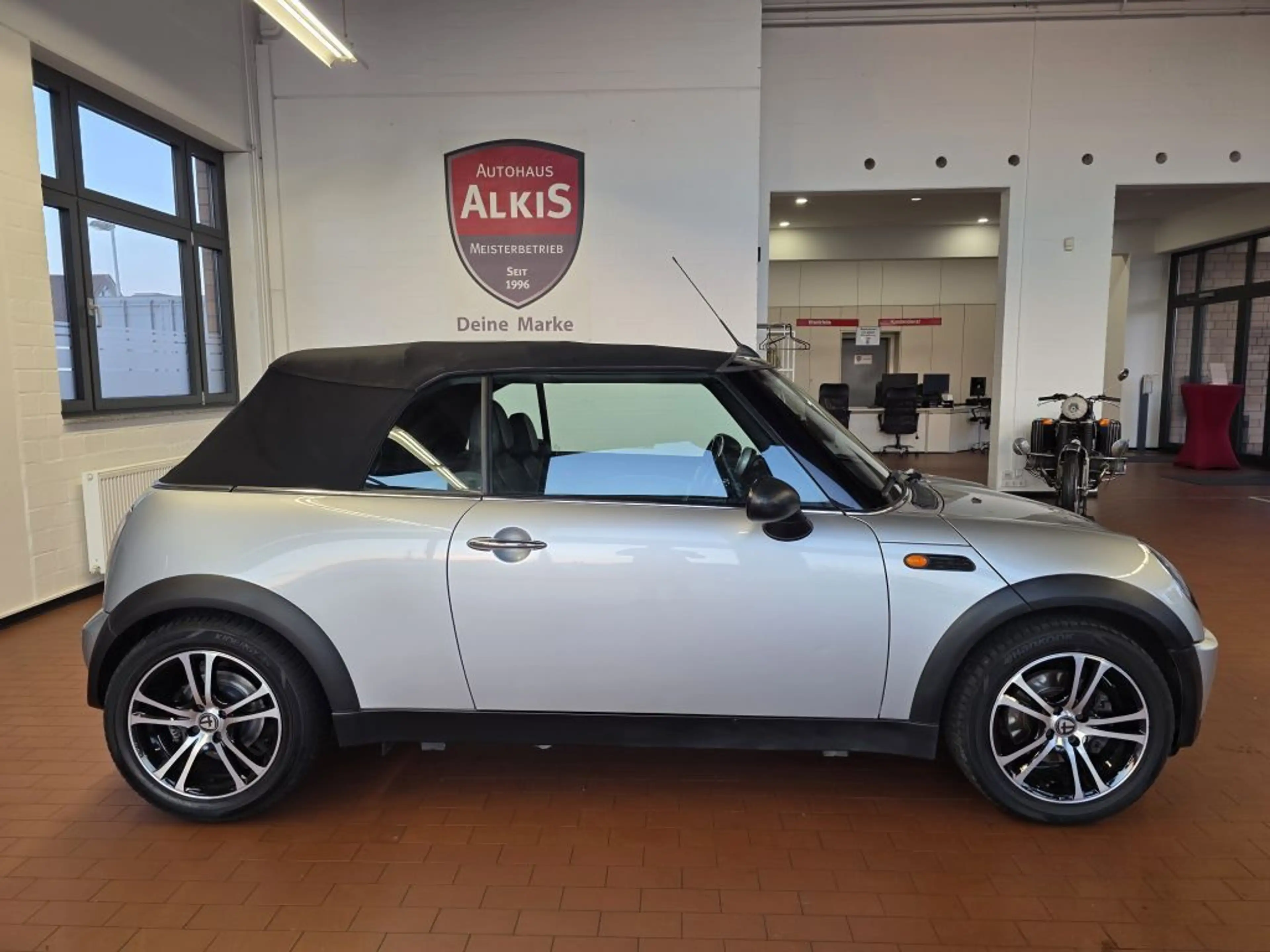 MINI One Cabrio Mini One Cabrio Voll Leder PDC+SHZ+Sportsitze+CD — photo 10