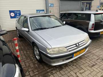 605 3.0-24V V6 VERKOCHT