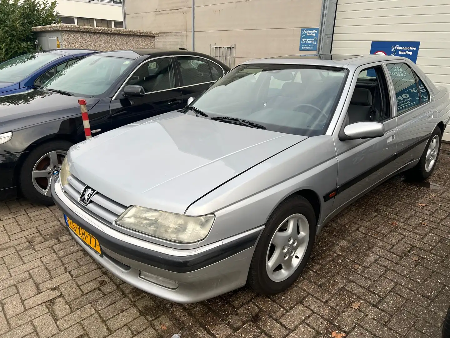 Peugeot 605 605 3.0-24V V6  VERKOCHT Gris - 2