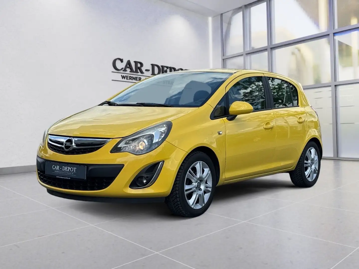 Opel Corsa D Innovation*KLIMA*PDC*SHZ*NAVI*BLUET.*USB Geel - 1