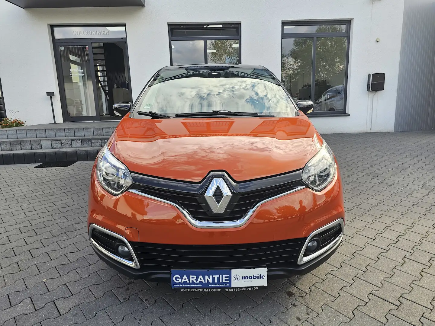 Renault Captur 1.2 TCe Luxe AUTOMATIK NAVI KAMERA Orange - 2