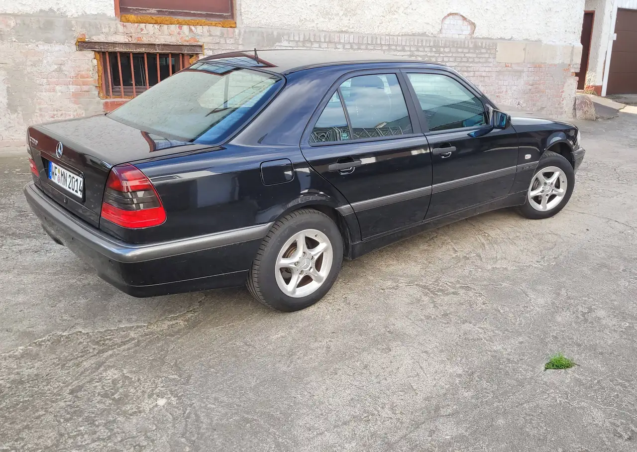 Mercedes-Benz C 200 Classic-Selection, foto 3