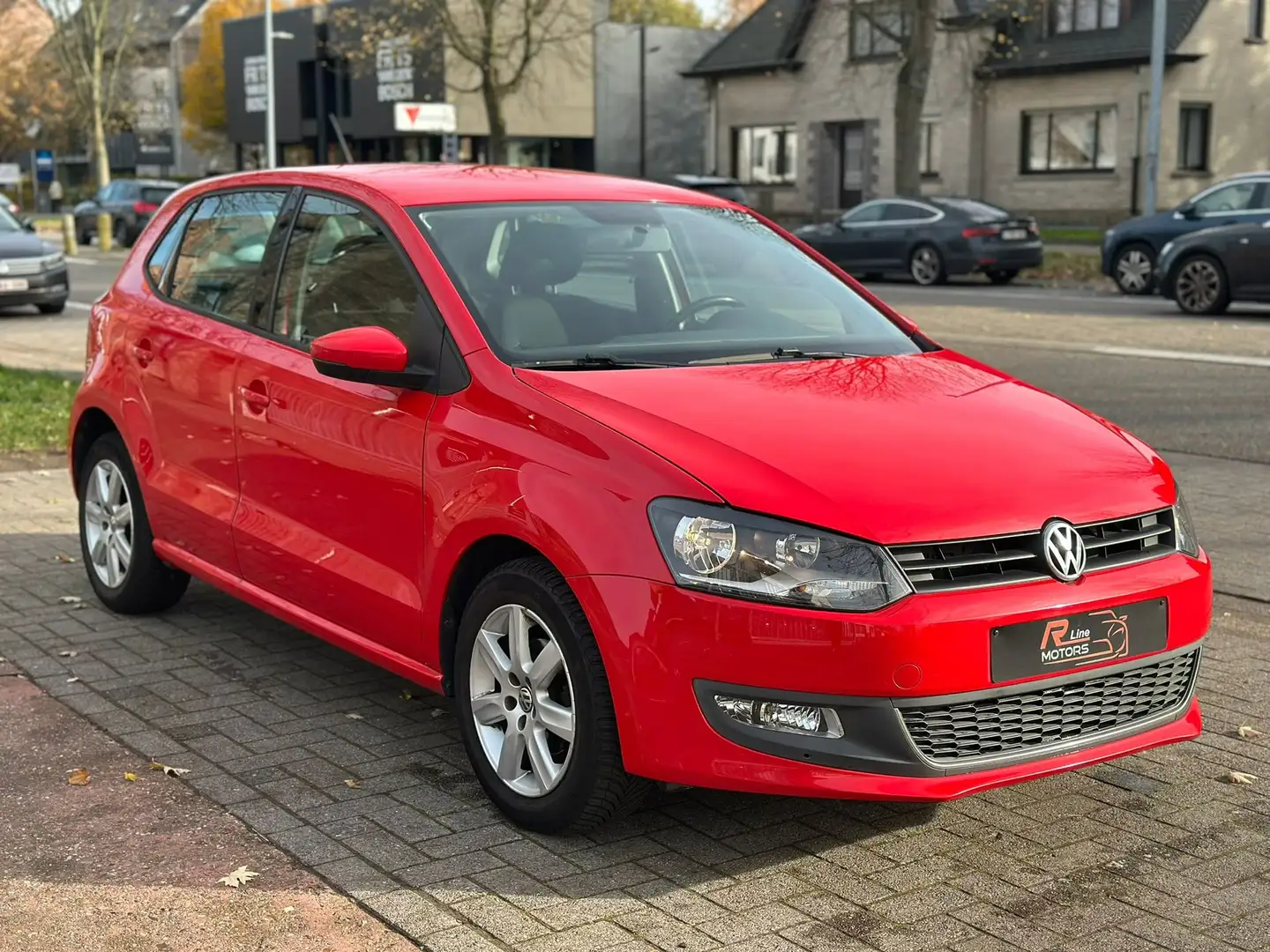 Volkswagen Polo 1.4i DSG - Airco - Elektrische ramen - Rood - 2