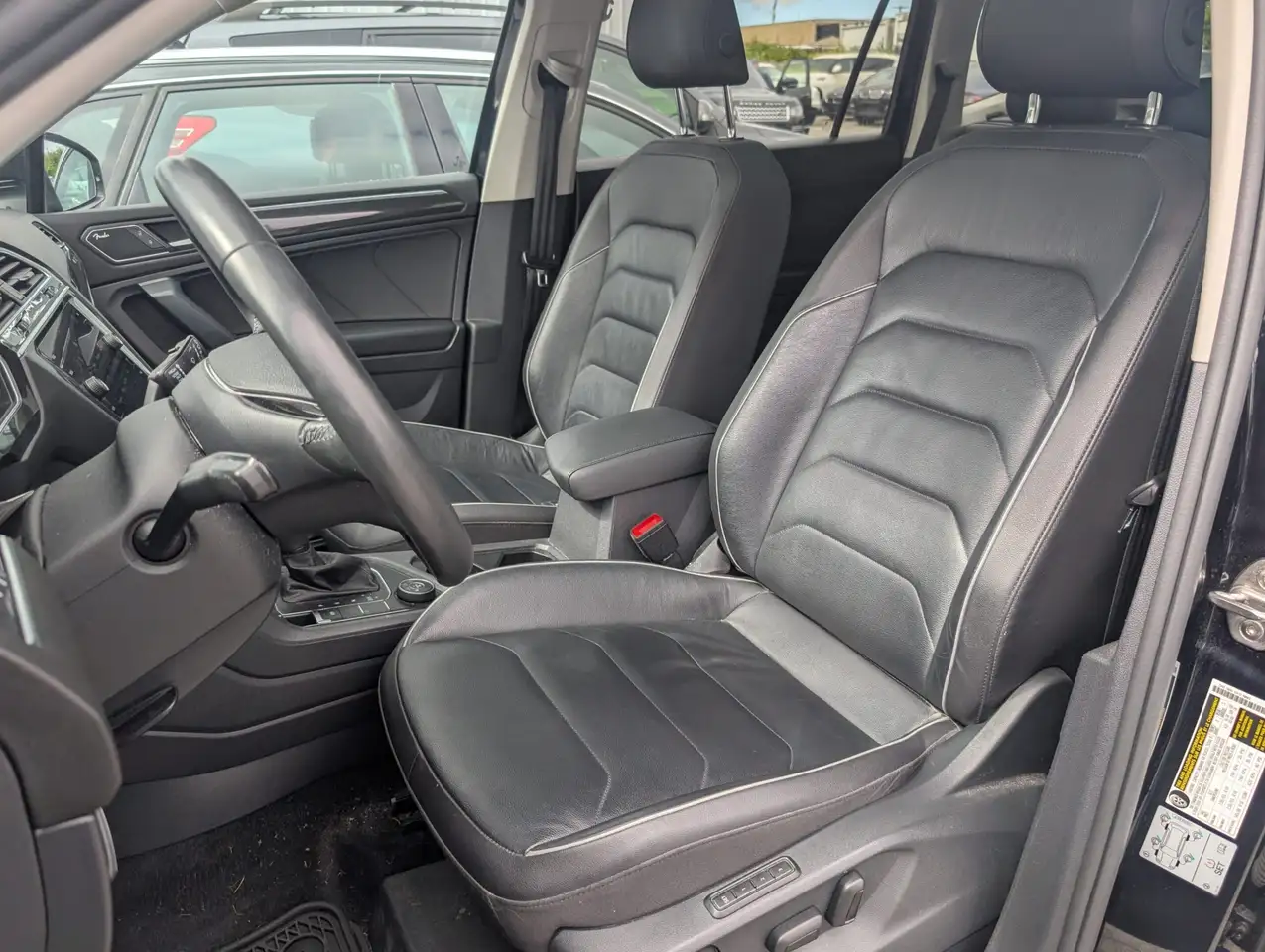 Volkswagen Tiguan снимка Volkswagen Tiguan