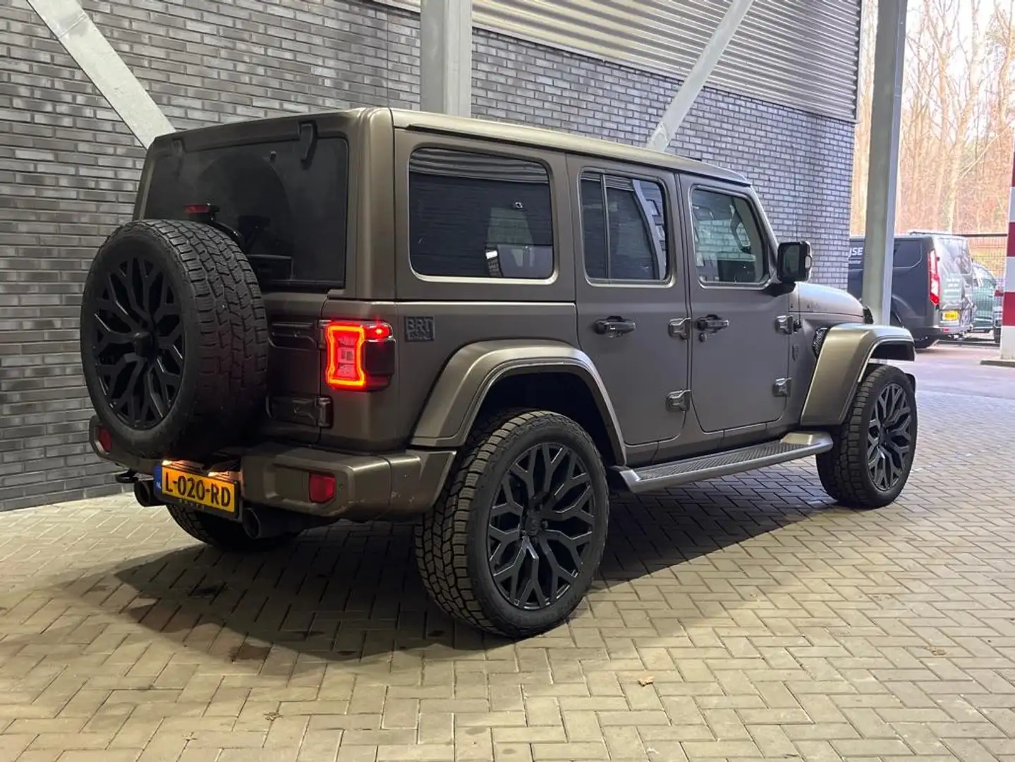 Jeep Wrangler Unlimited 4xe 380 BRUTE | 22 Inch | ACC | Vol-Lede Noir - 2