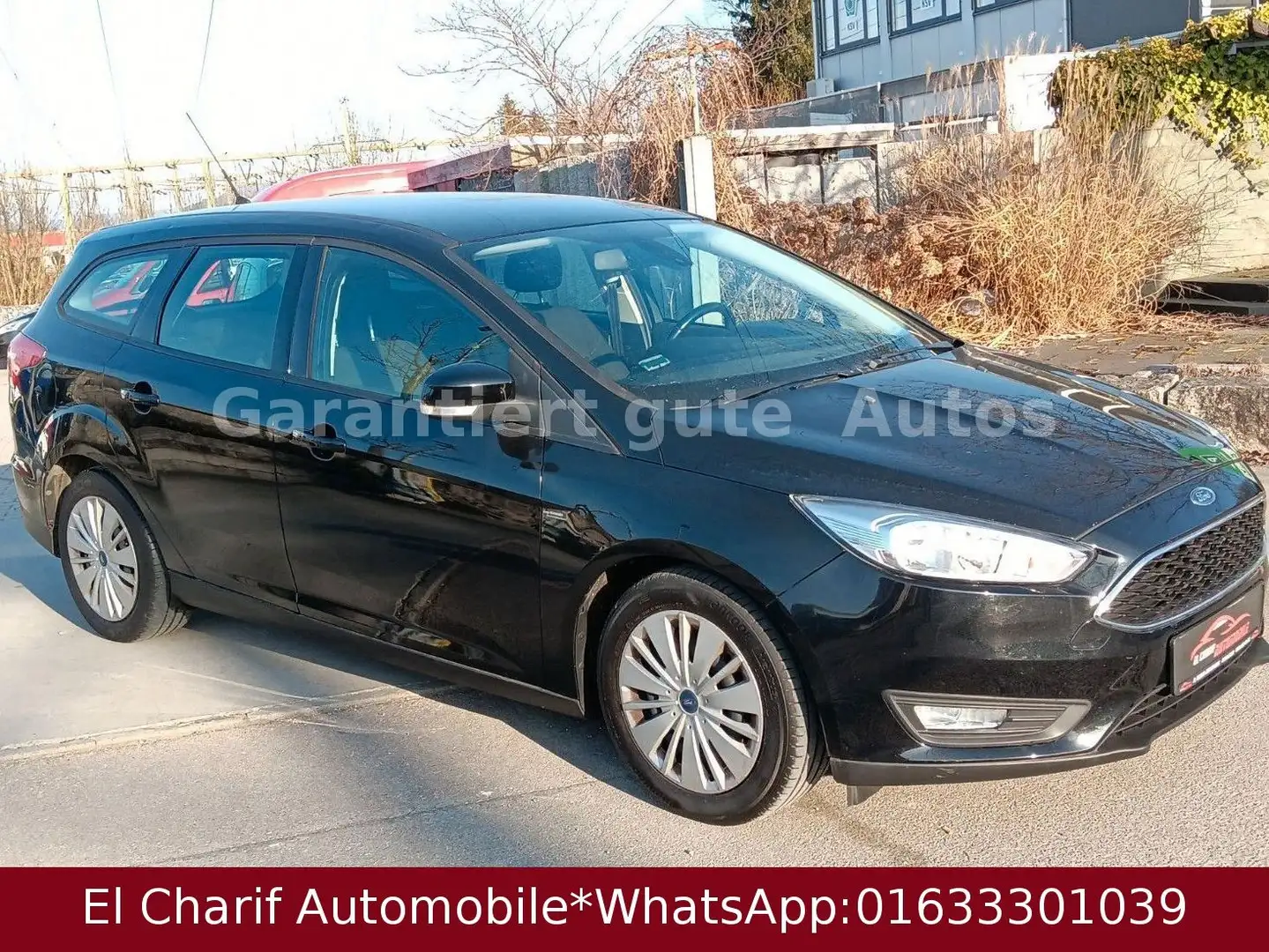 Ford Focus Turnier Business Schwarz - 1