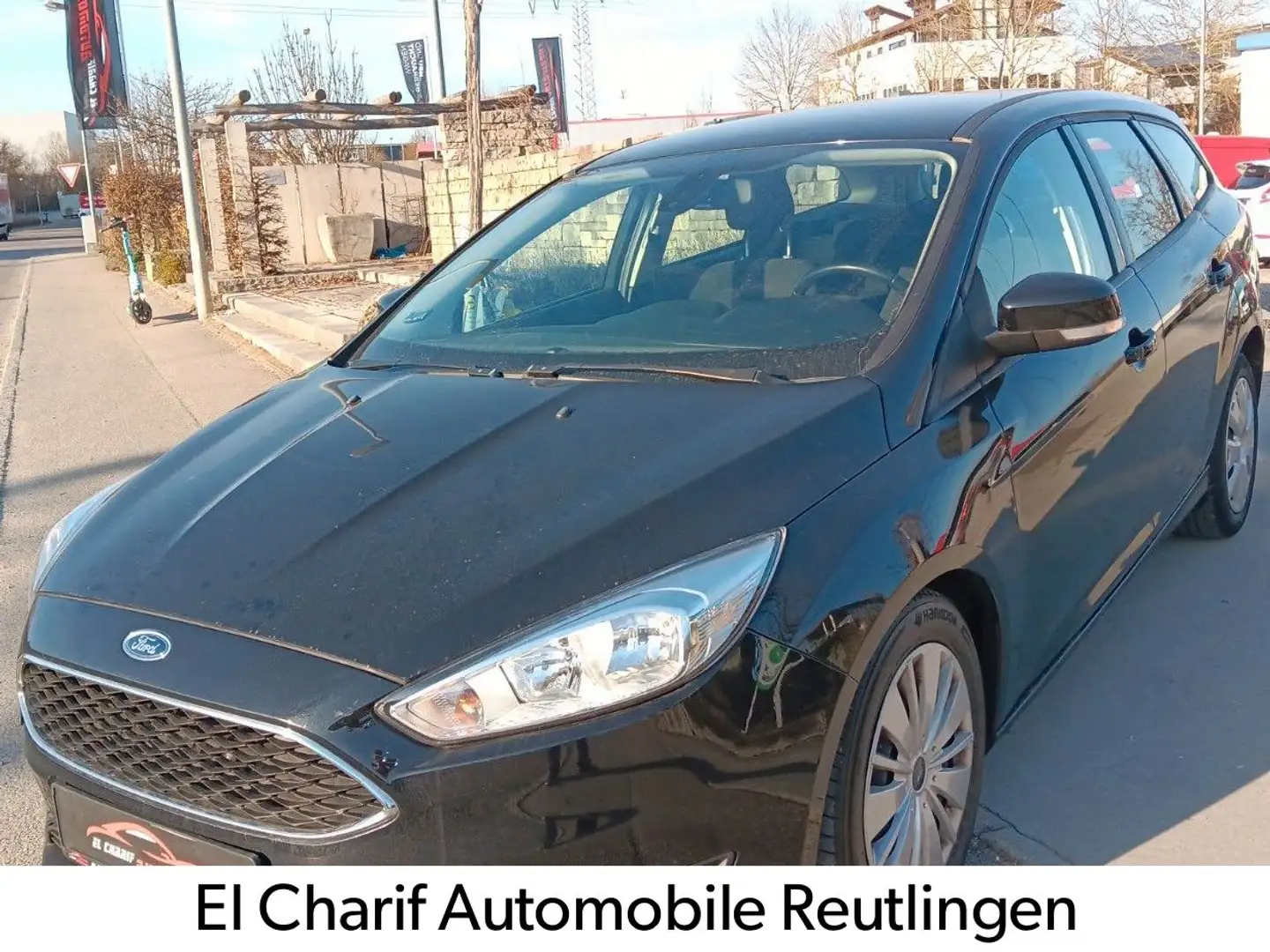 Ford Focus Turnier Business Zwart - 2
