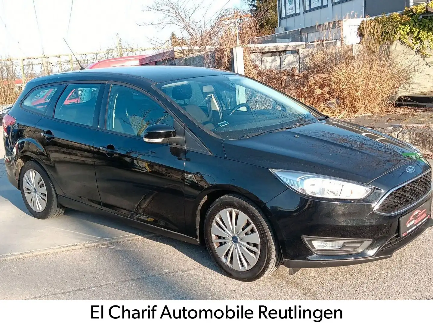 Ford Focus Turnier Business Zwart - 1
