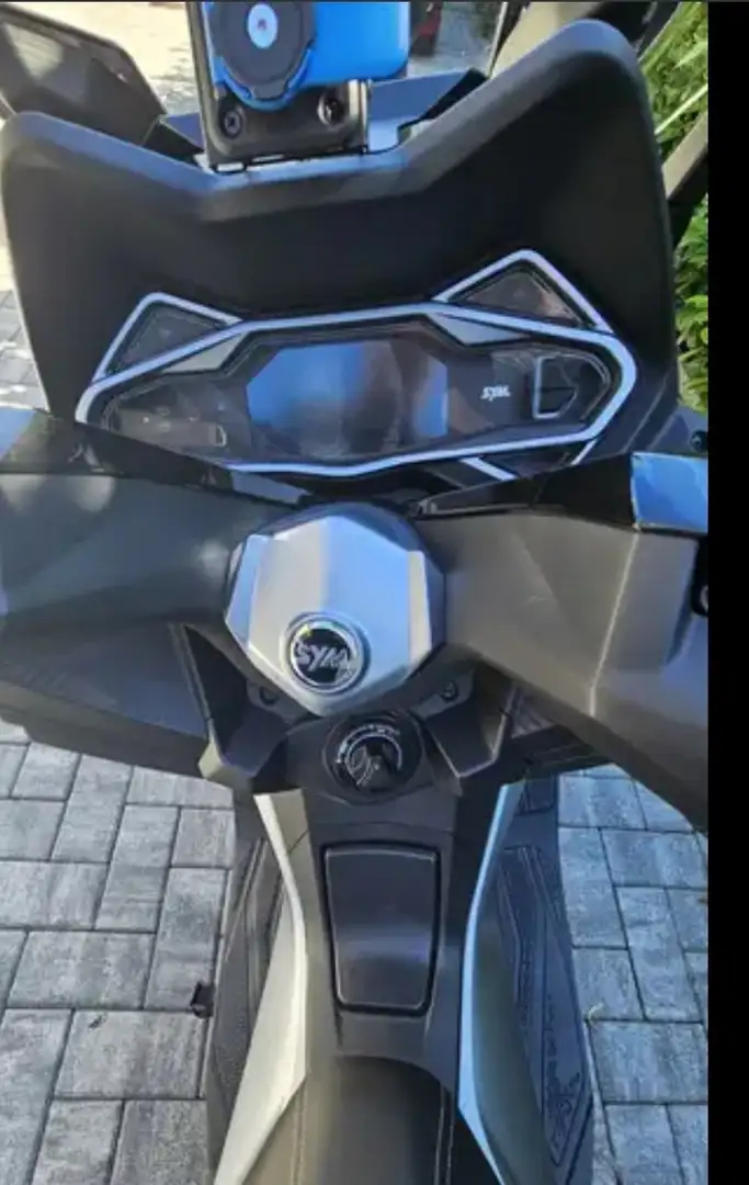 SYM Cruisym 300 full led Gris - 1