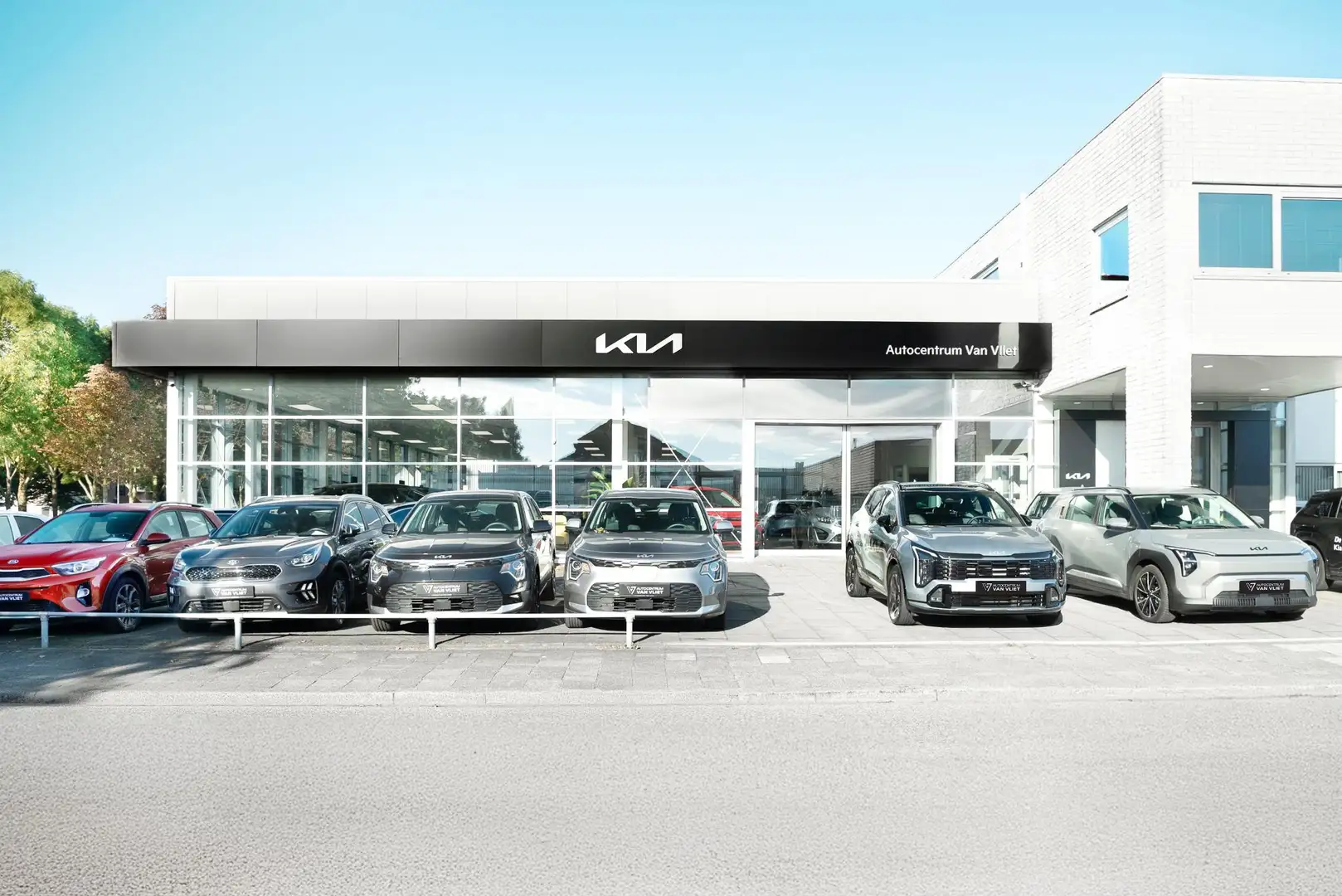 Kia Niro 1.6 GDi Hybrid DynamicLine | Navi | Clima | Carpla Wit - 2