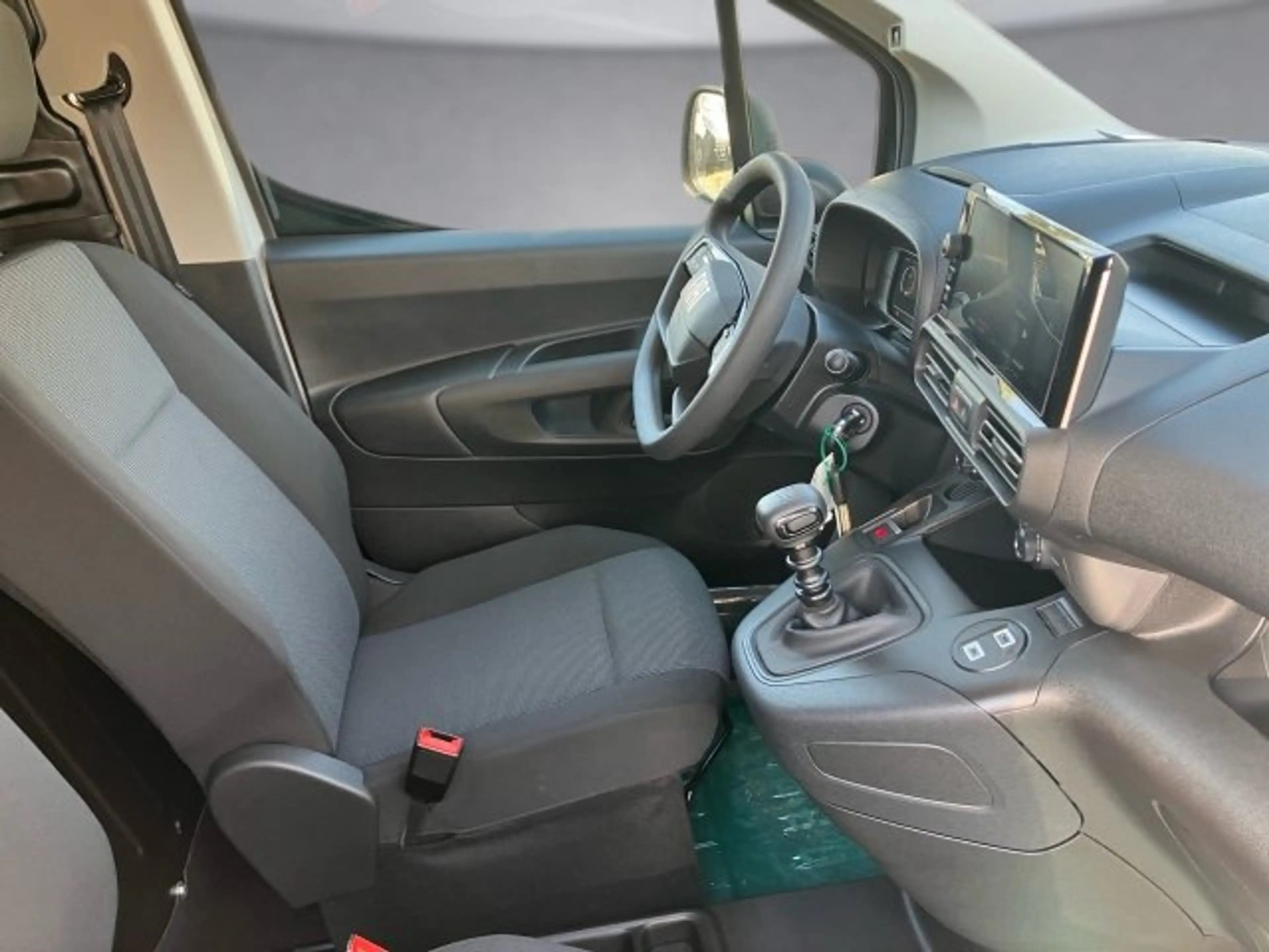 Fiat Doblo Serie 4 Stock MY26 KW M Diesel 100 Manuell — photo 11
