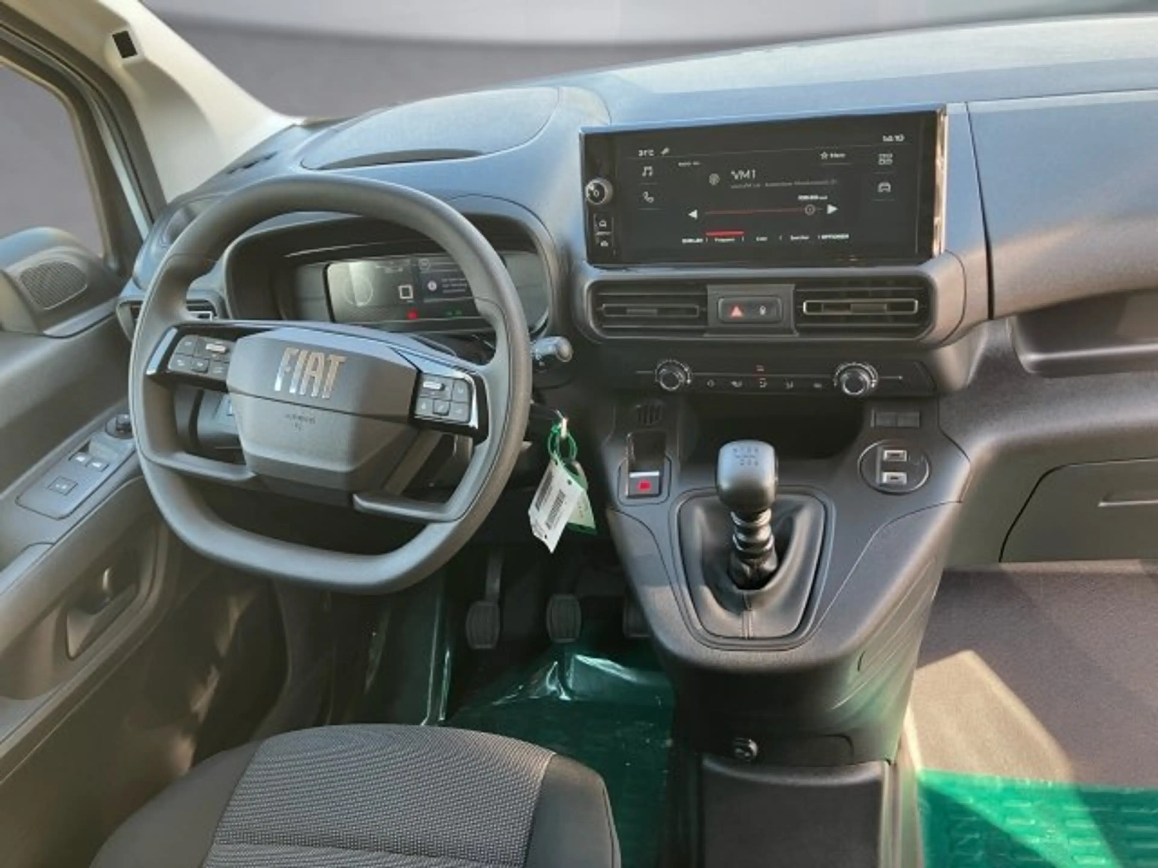 Fiat Doblo Serie 4 Stock MY26 KW M Diesel 100 Manuell — photo 9