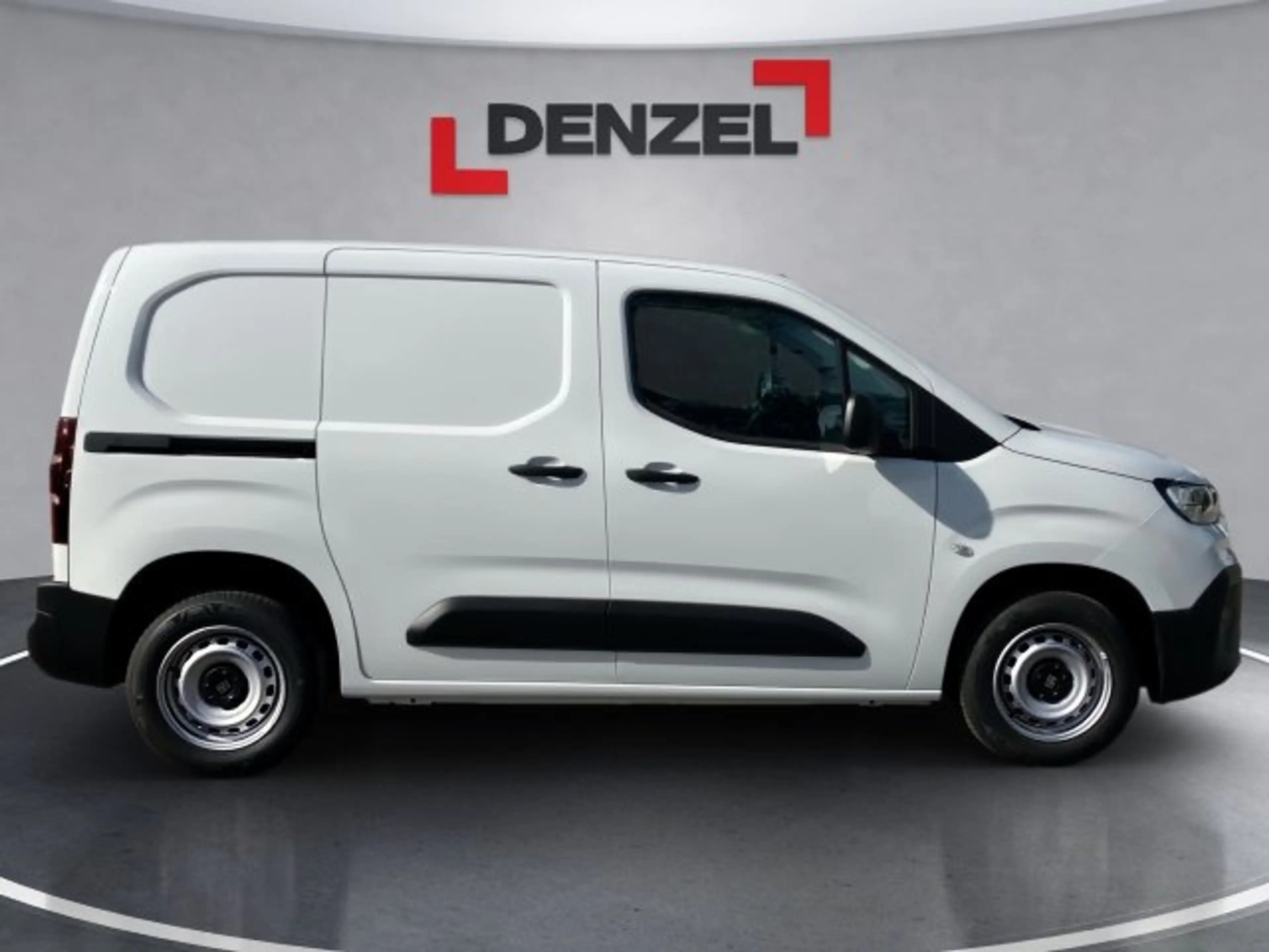 Fiat Doblo Serie 4 Stock MY26 KW M Diesel 100 Manuell — photo 5