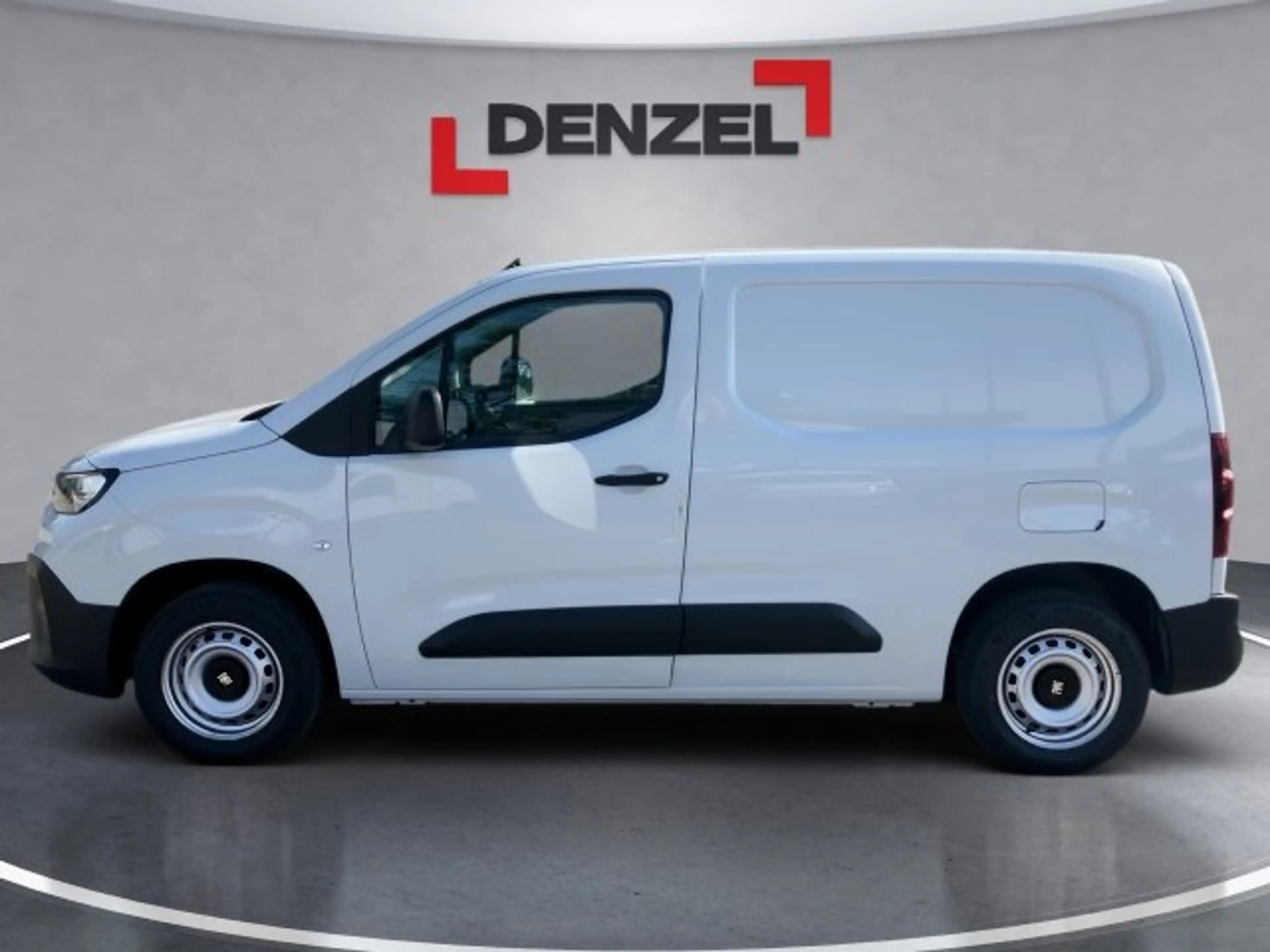 Fiat Doblo Serie 4 Stock MY26 KW M Diesel 100 Manuell — photo 2