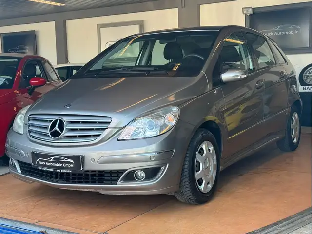 Mercedes-Benz B 170 Special Edition Automatik / Klima / PDC
