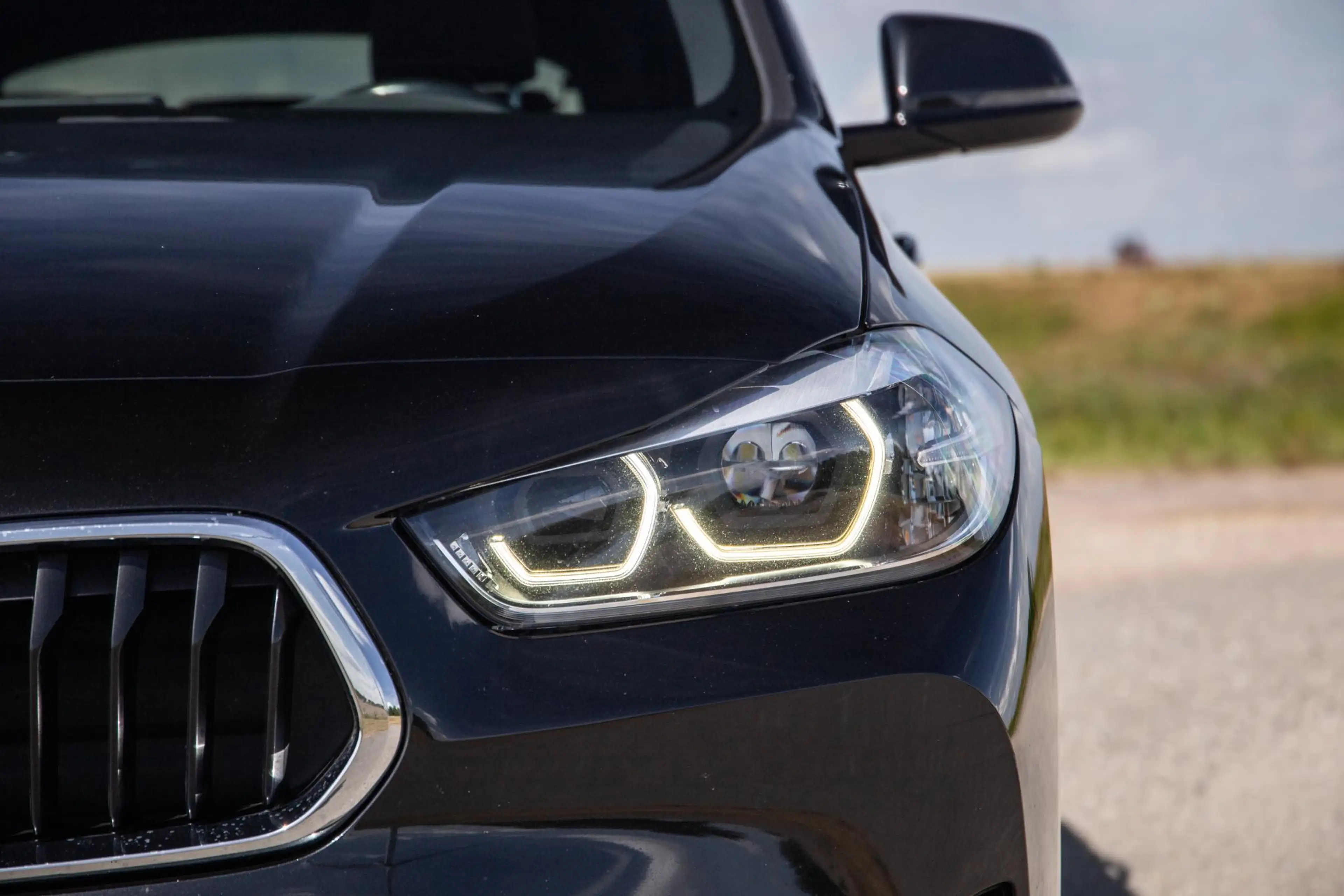 BMW X2 xDrive25e High Executive M PAKKET / CARPLAY / CRUI — photo 6