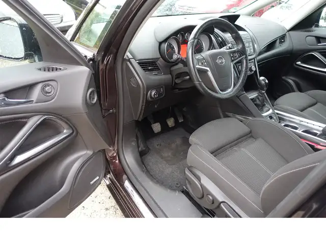 Opel Zafira view 7