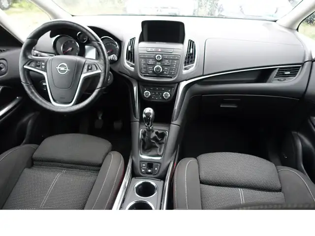 Opel Zafira view 11