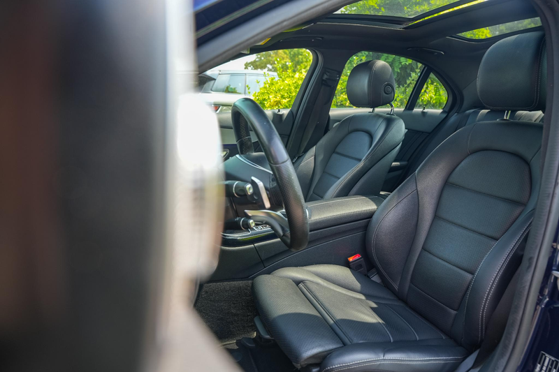 Mercedes-Benz C 180 Business Solution AMG Panoramadak 3D Burmester Amb — photo 8