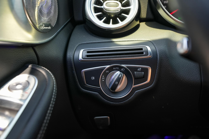 Mercedes-Benz C 180 Business Solution AMG Panoramadak 3D Burmester Amb — photo 22