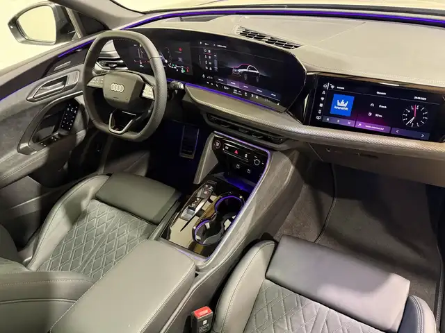 Audi SQ5 view 10
