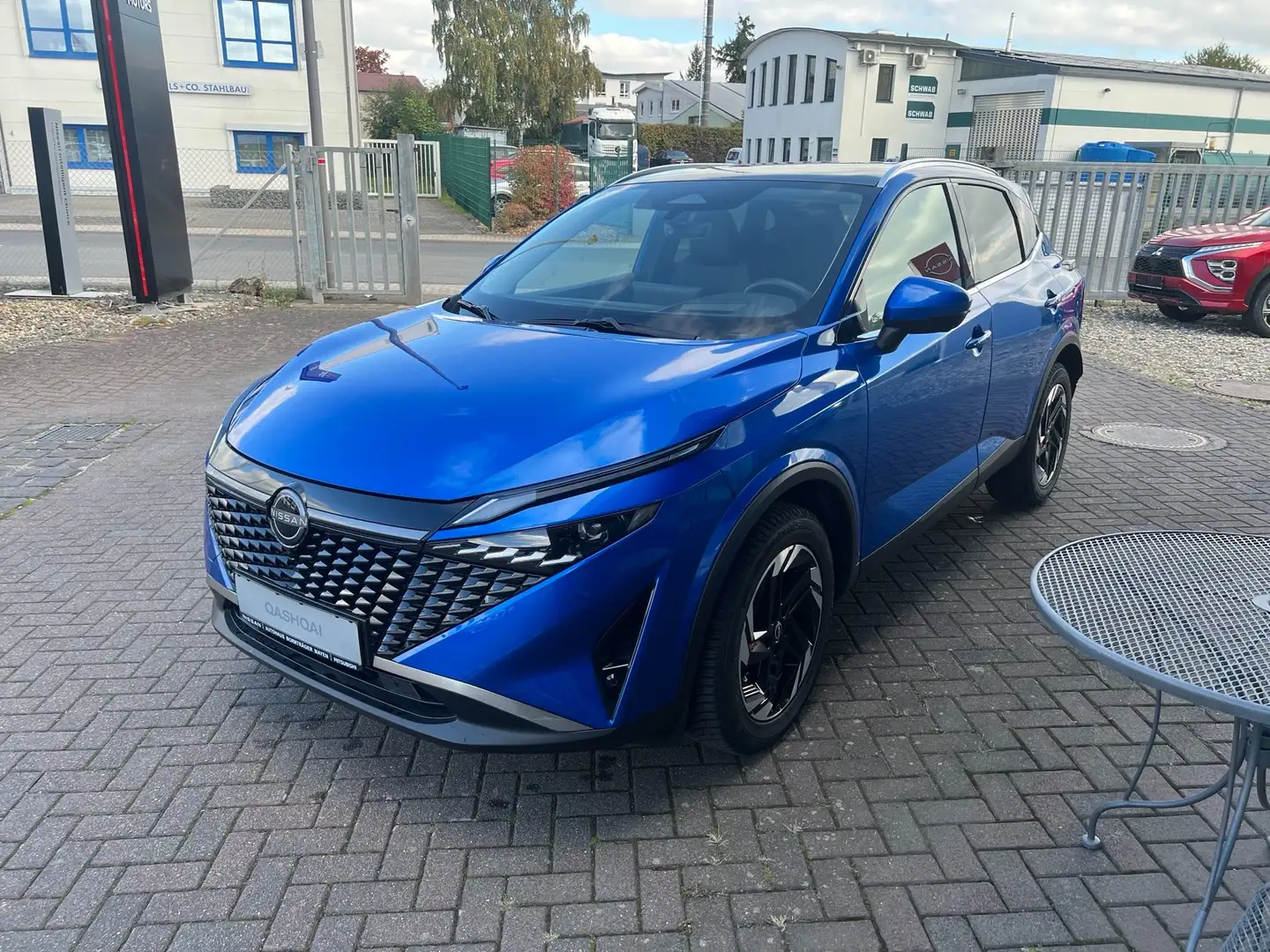 Nissan Qashqai N-Connecta Winter Komfort Panorama Blau - 2