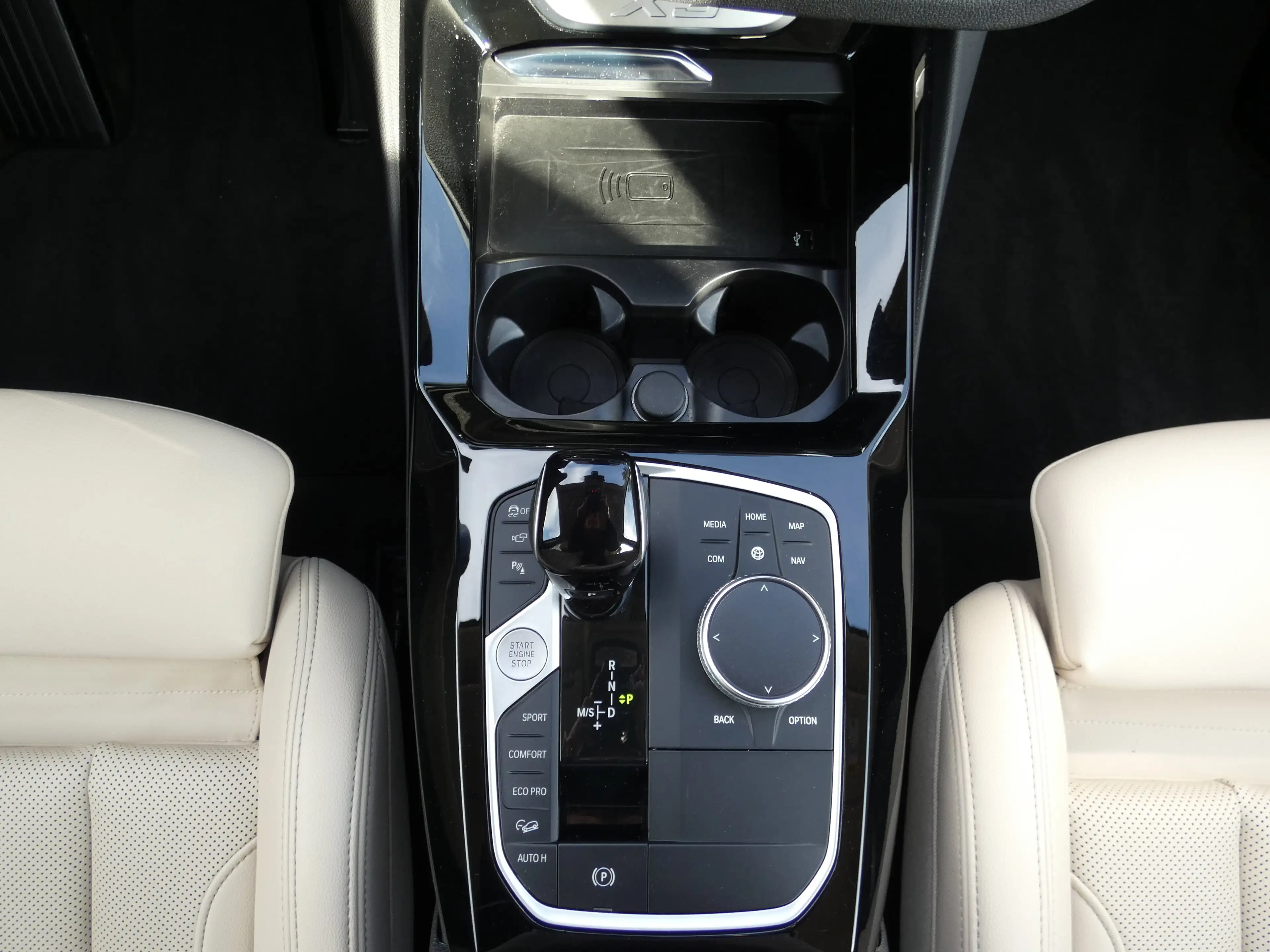 BMW X3 xDrive30i Head-Up+AHK+StHz+Navi+Kamera+Laser — photo 15