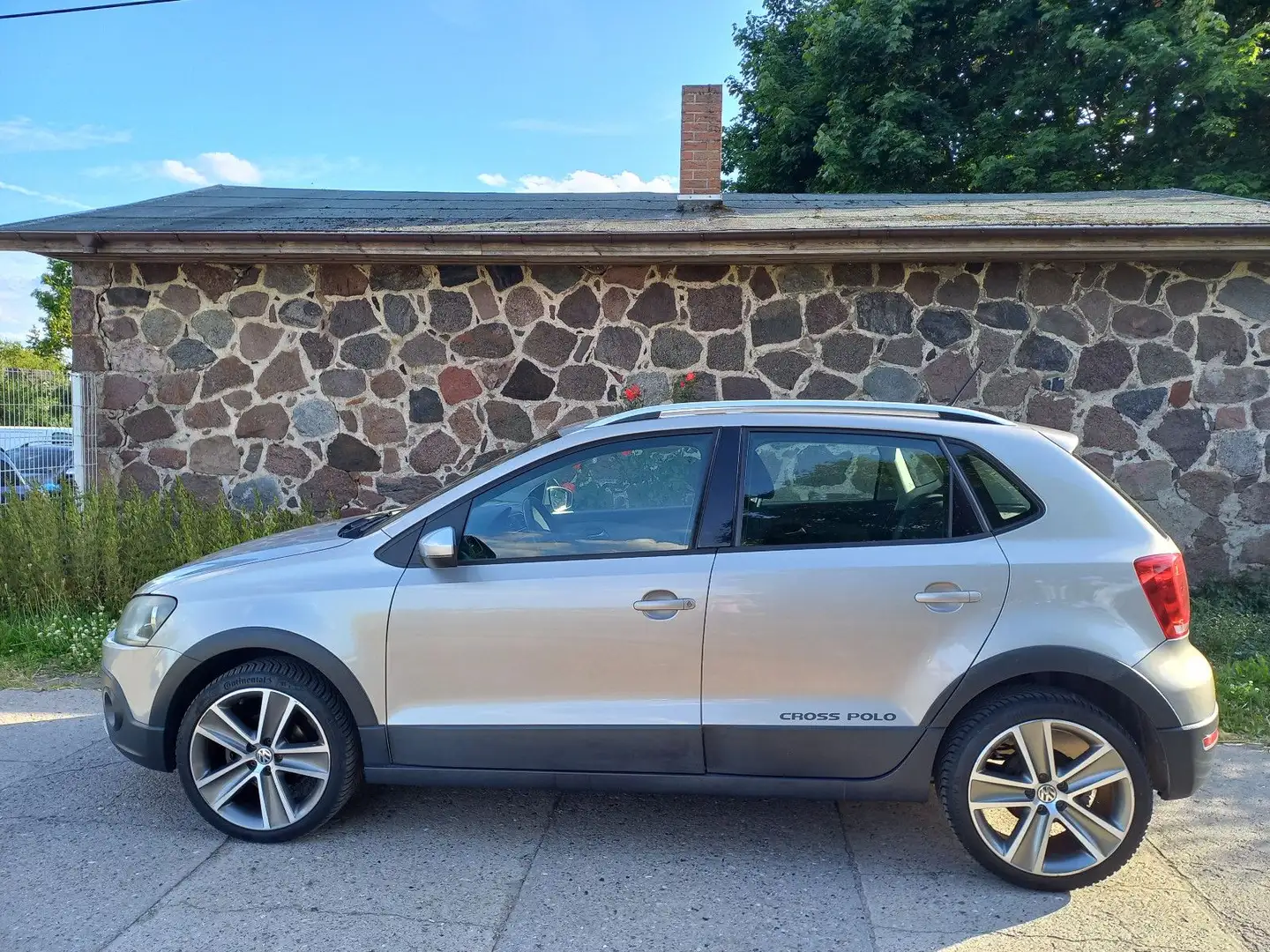Volkswagen Polo V CrossPolo- 1 Hand- Tüv neu Beige - 2