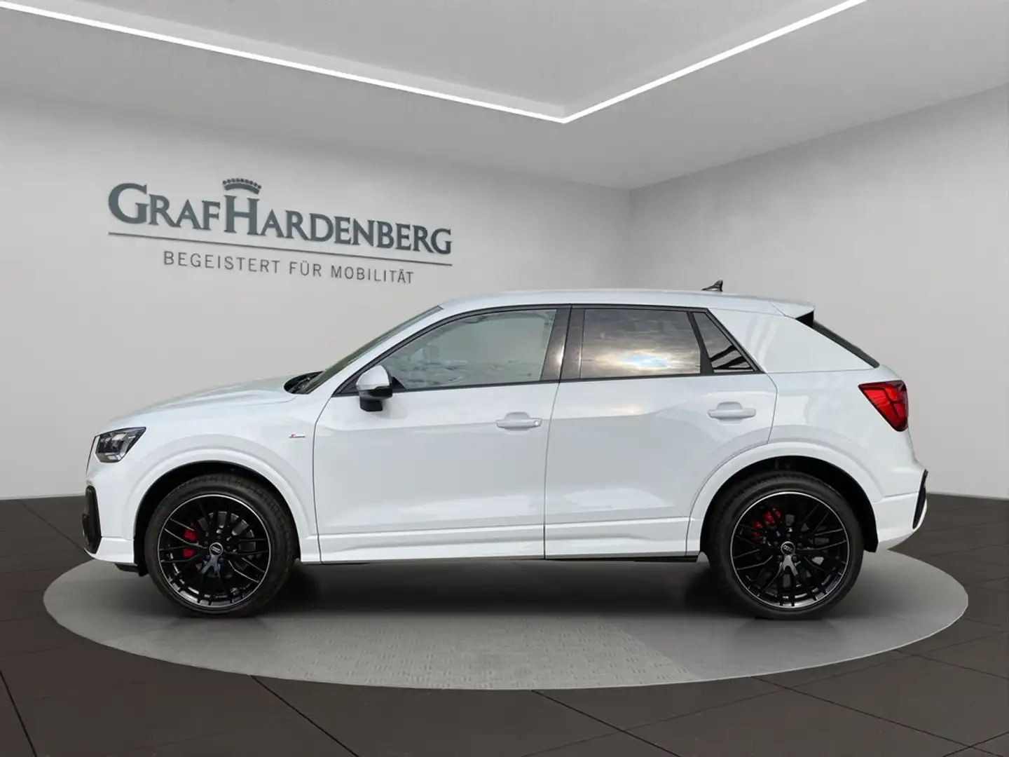 Audi Q2 S line 35 TFSI 110(150) kW(PS) S tronic Weiß - 2