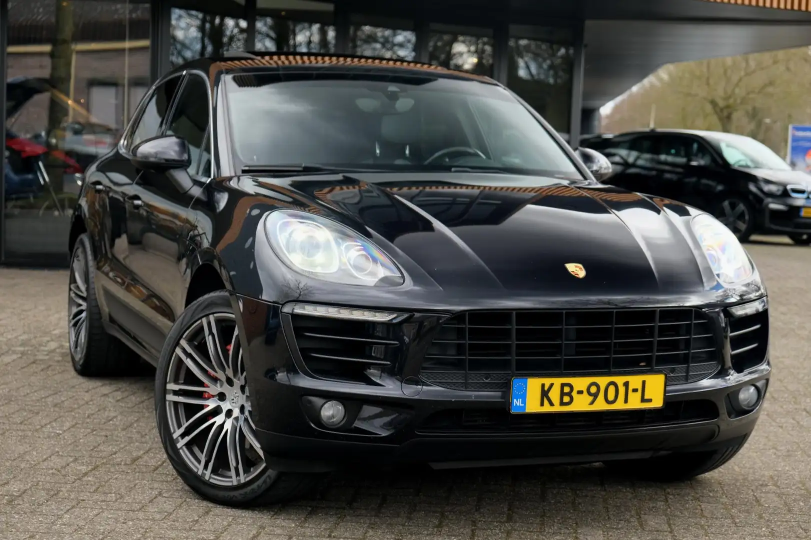 Porsche Macan 3.0 D S/Sport Chrono/Pano/Trekhaak/ Nero - 2