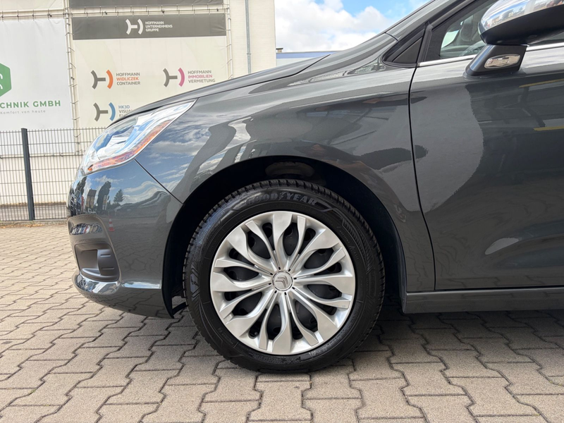 Citroen C4 Lim. Selection Klimaaut SHZ PDC TÜV&ServiceNe — photo 9
