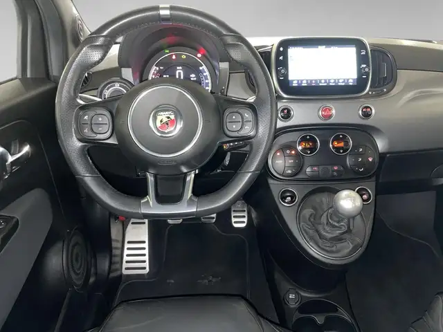 Abarth 595 view 6