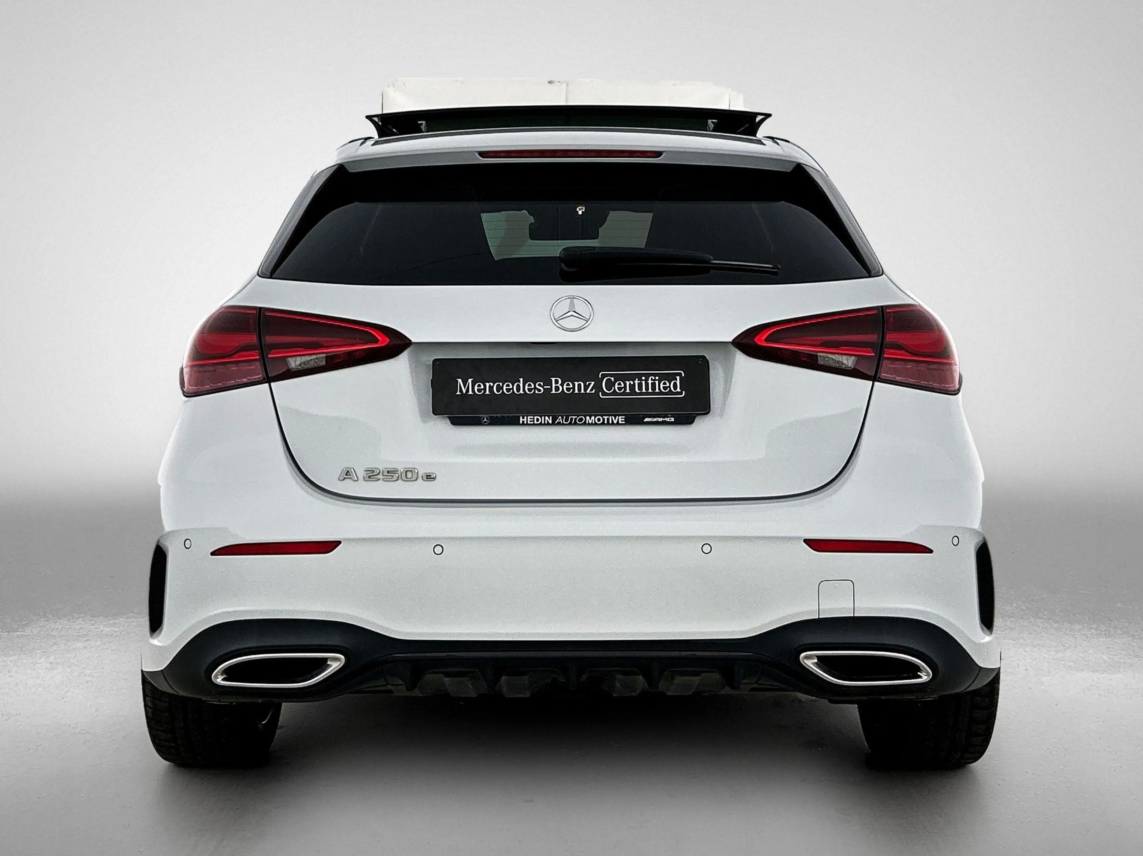 Mercedes-Benz A 250 A e AMG Line — photo 7