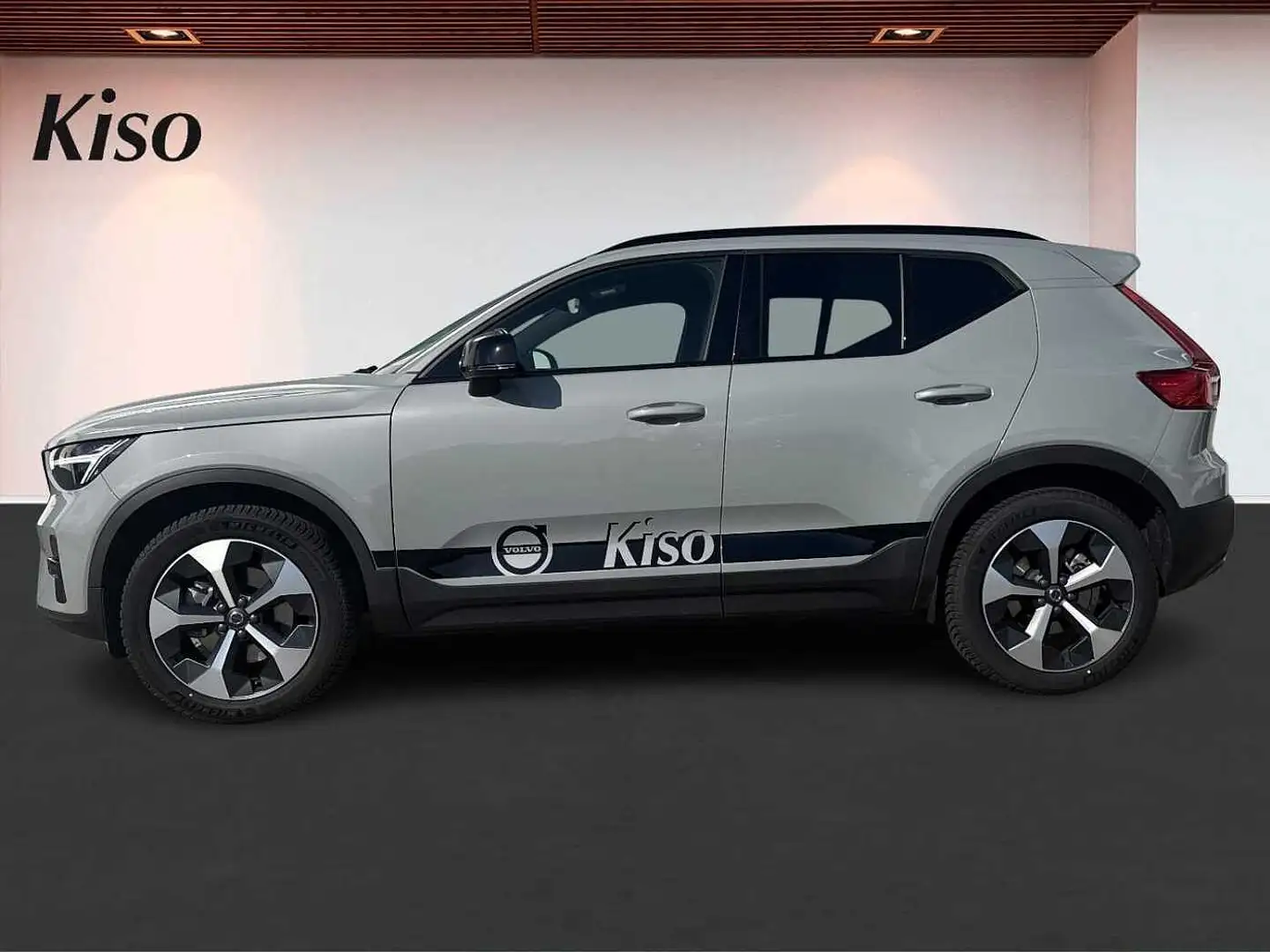 Volvo XC40 Plus Dark Grau - 2