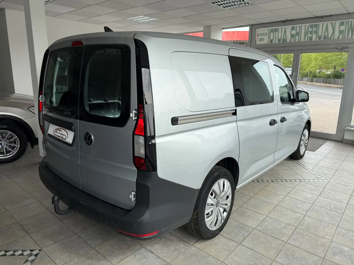 Volkswagen Caddy Maxi 2.0TDI NAVI SHZ AHK TEMPO RFK DAB LED Argento - 2