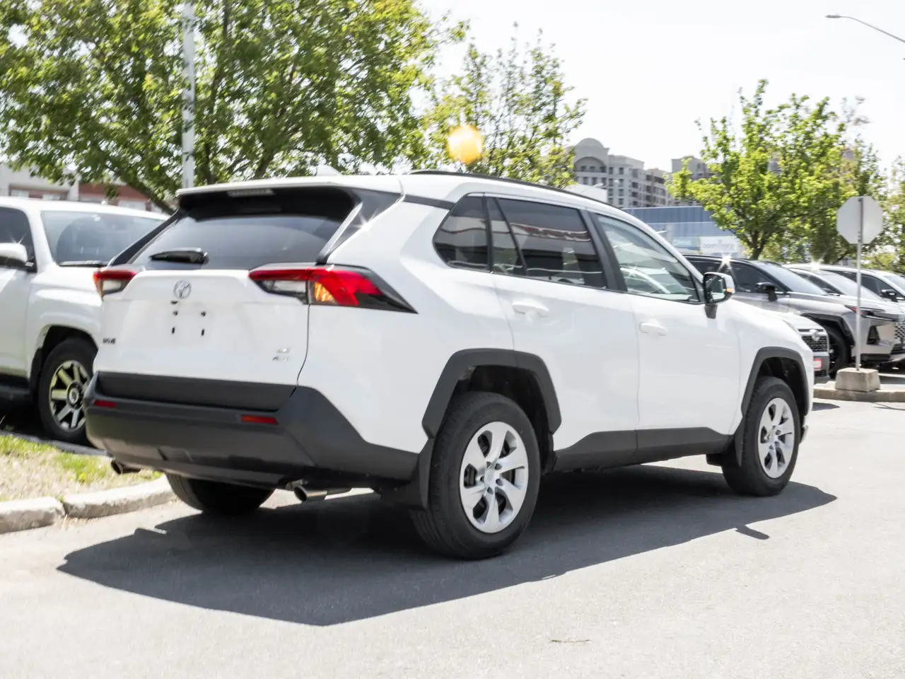 Toyota RAV 4 снимка Toyota RAV 4