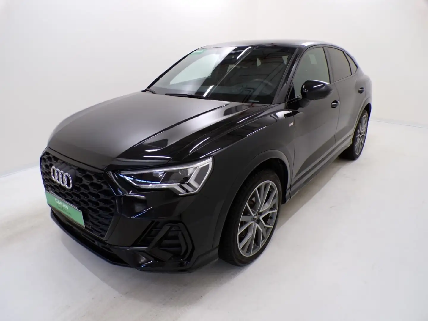 Audi Q3 Sportback - Q3 Sportback 45 2.0 tfsi S line editio Zwart - 1
