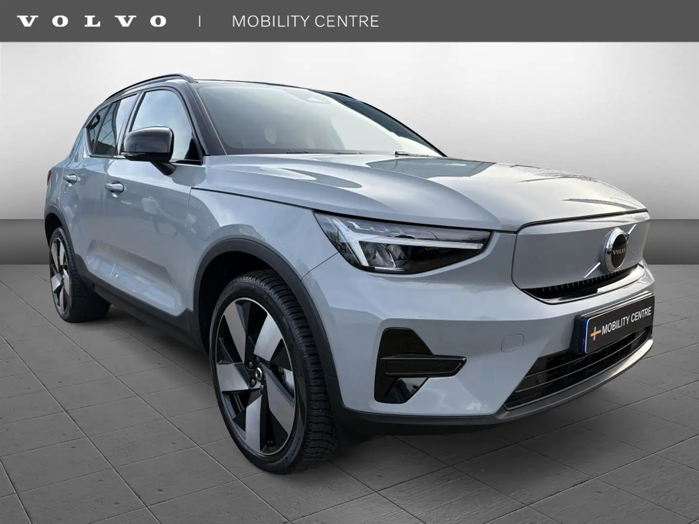 Volvo XC40 Extend. Plus 82kWh | Cognac Leder | 20" Velgen | C Grijs - 2