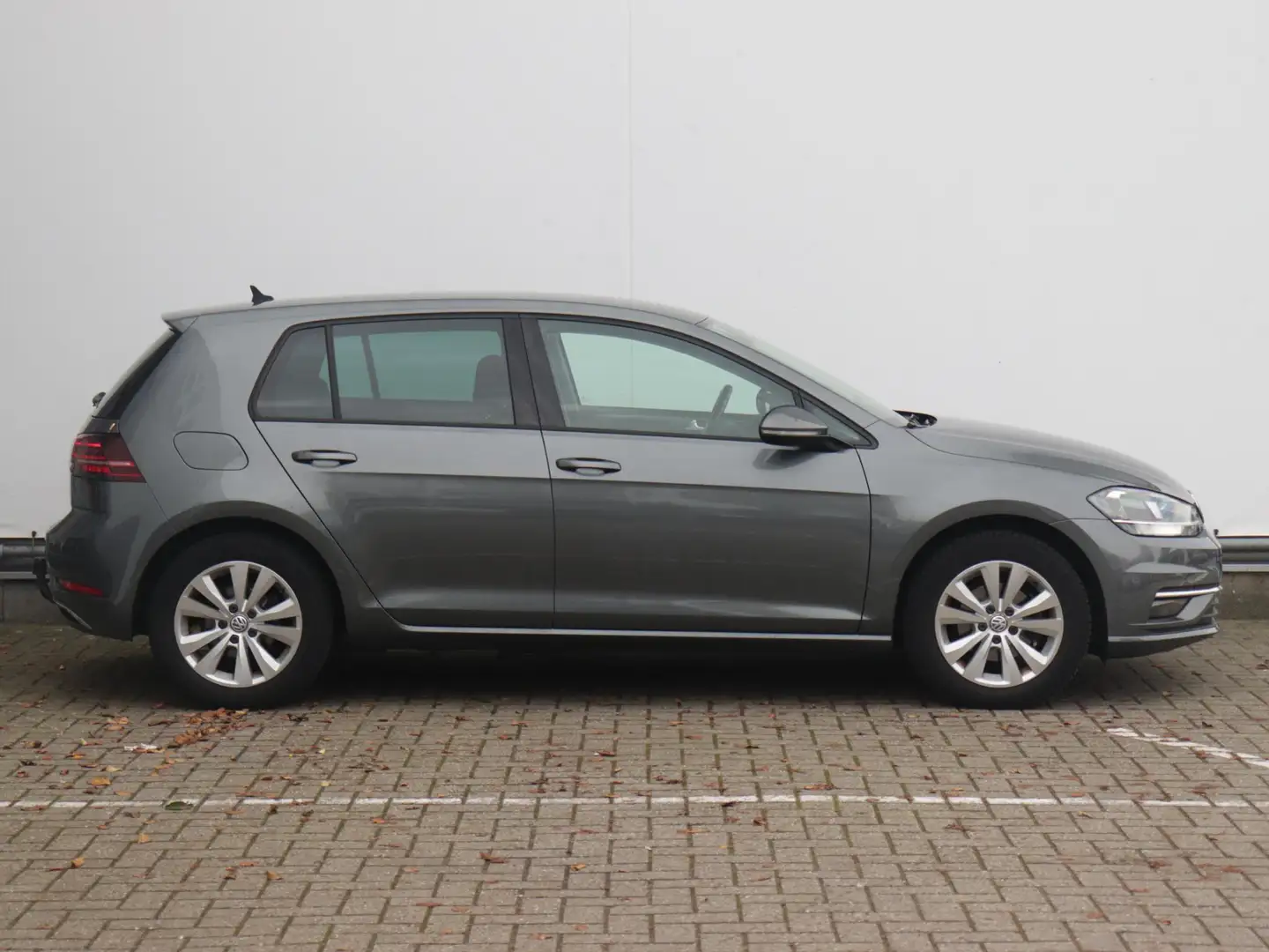 Volkswagen Golf 1.0 TSI Comfortline Business | Trekhaak | Camera | Gris - 2