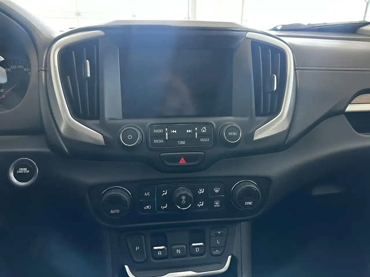 GMC Terrain photo GMC Terrain