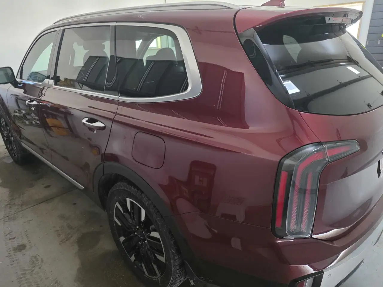 Kia Telluride снимка Kia Telluride