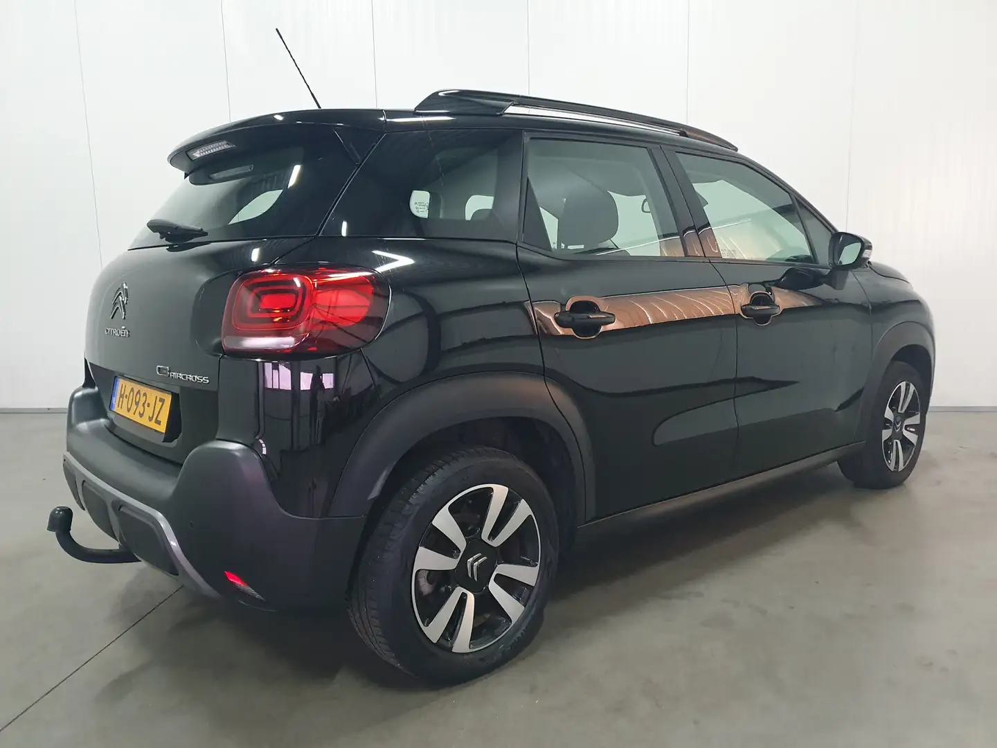 Citroen C3 Aircross 1.2 PureTech S&S Feel NAVI/CRUISE/AIRCO/LMV/TRHAAK Zwart - 2