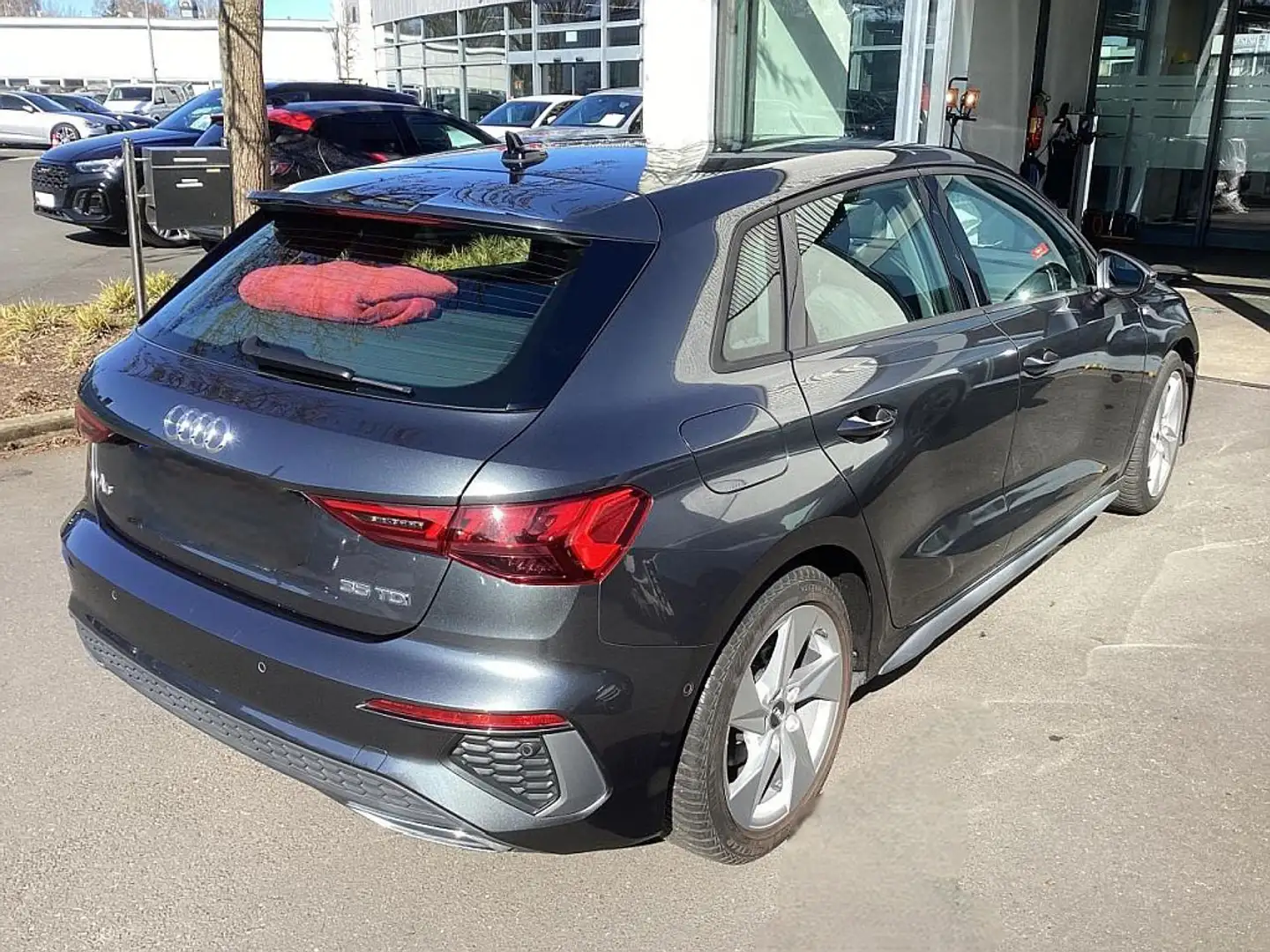 Audi A3 35 TDI S Line S tronic Navi LED GRA Grau - 2