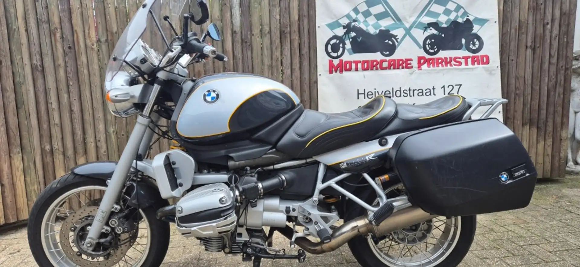 BMW R1100R Zwart - 1