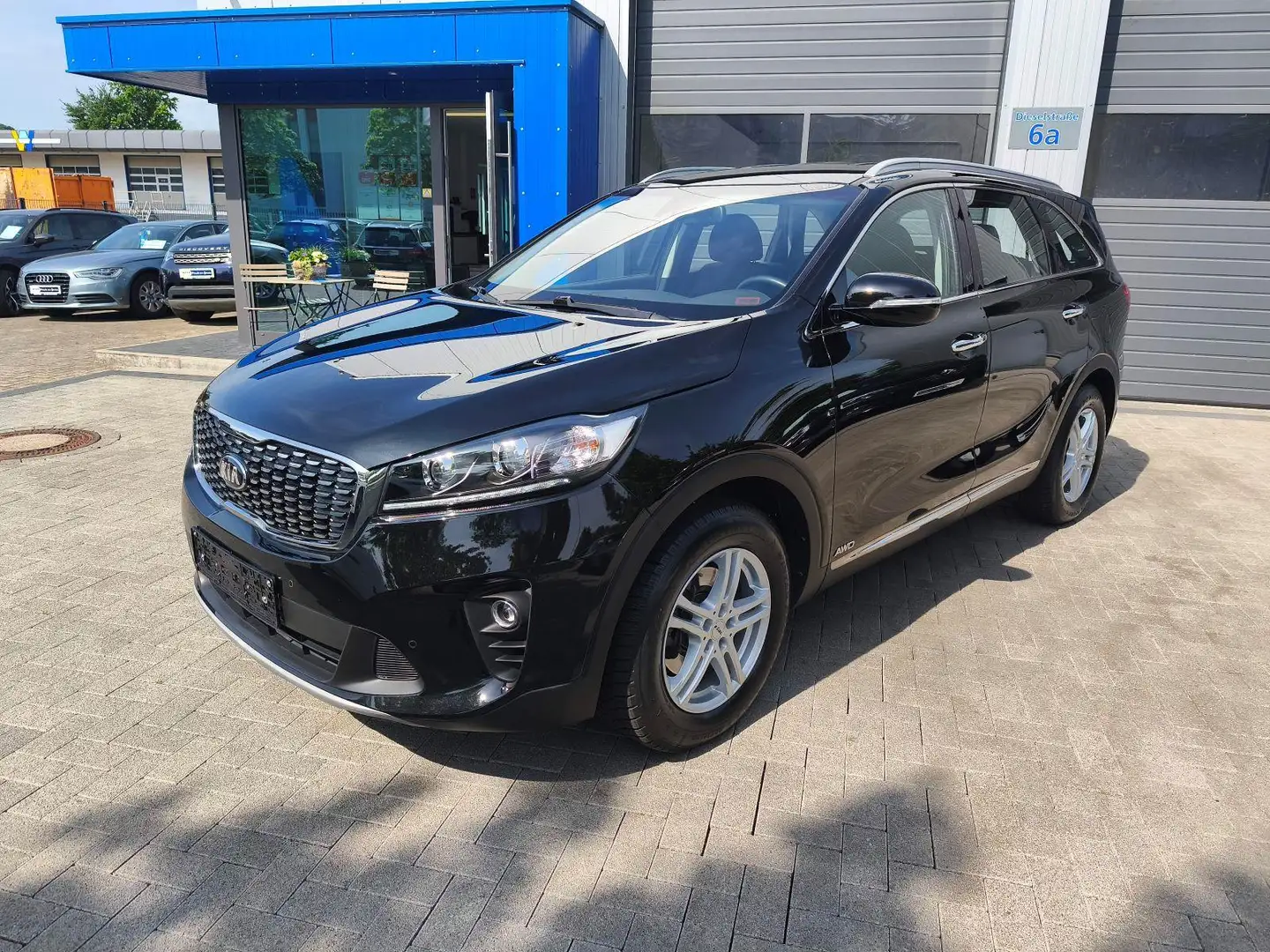 Kia Sorento 4WD Carplay/Kam/Kessy/4xSHZ/Navi Schwarz - 1