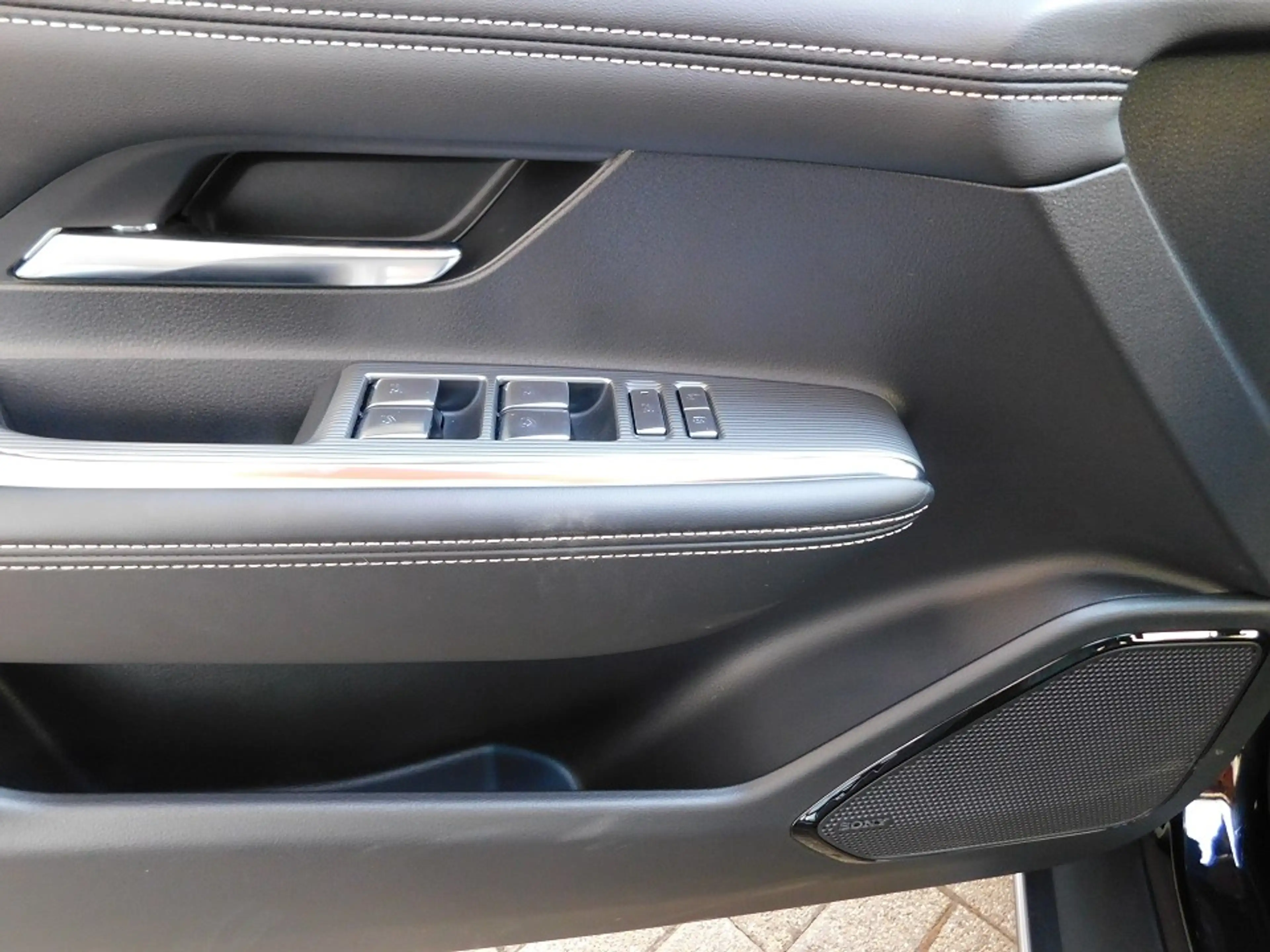 Mazda 6e EV  1AT RWD Takumi — photo 10