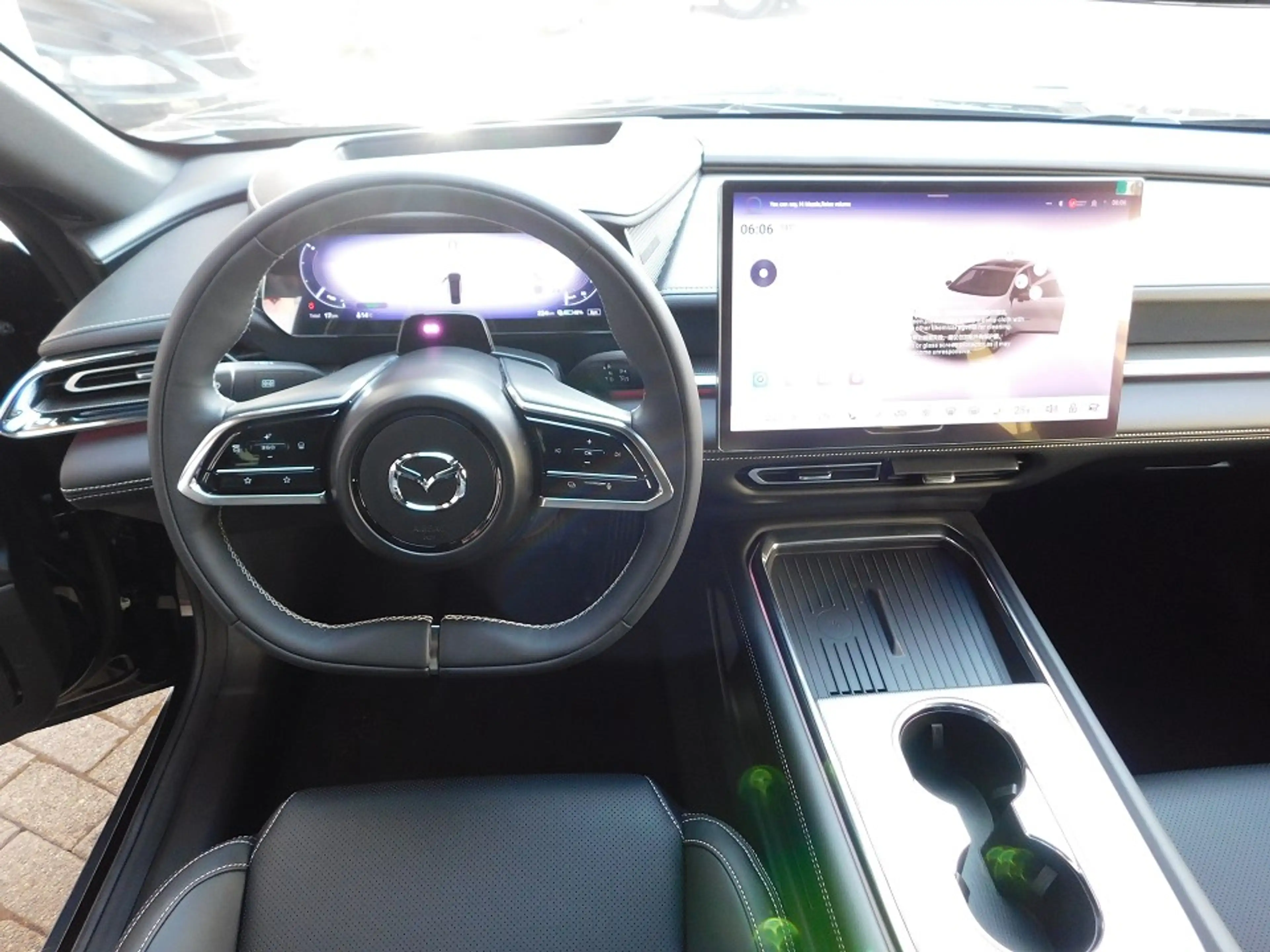 Mazda 6e EV  1AT RWD Takumi — photo 8